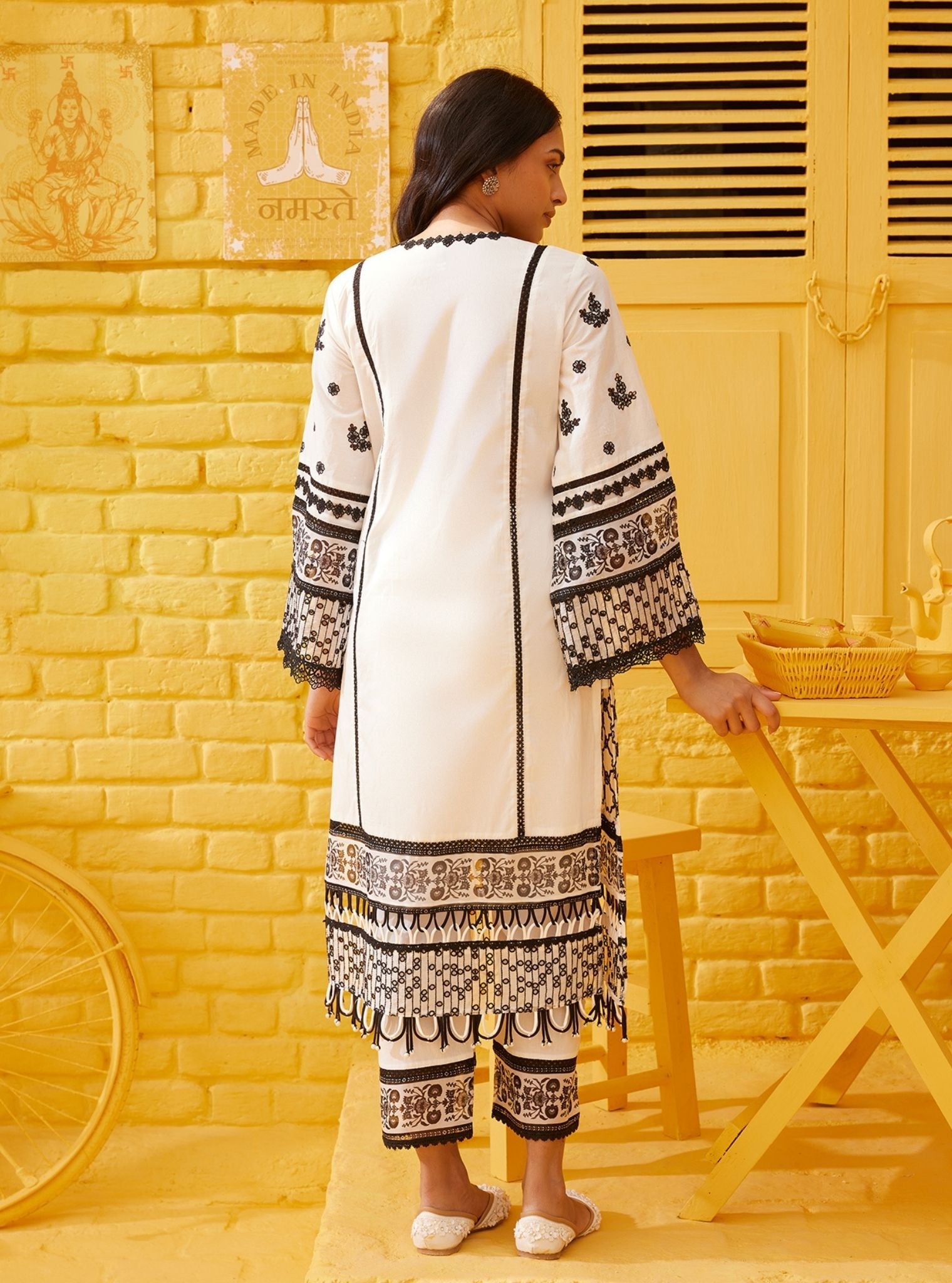 Dhitya Supima Cotton Off White Kurta Set