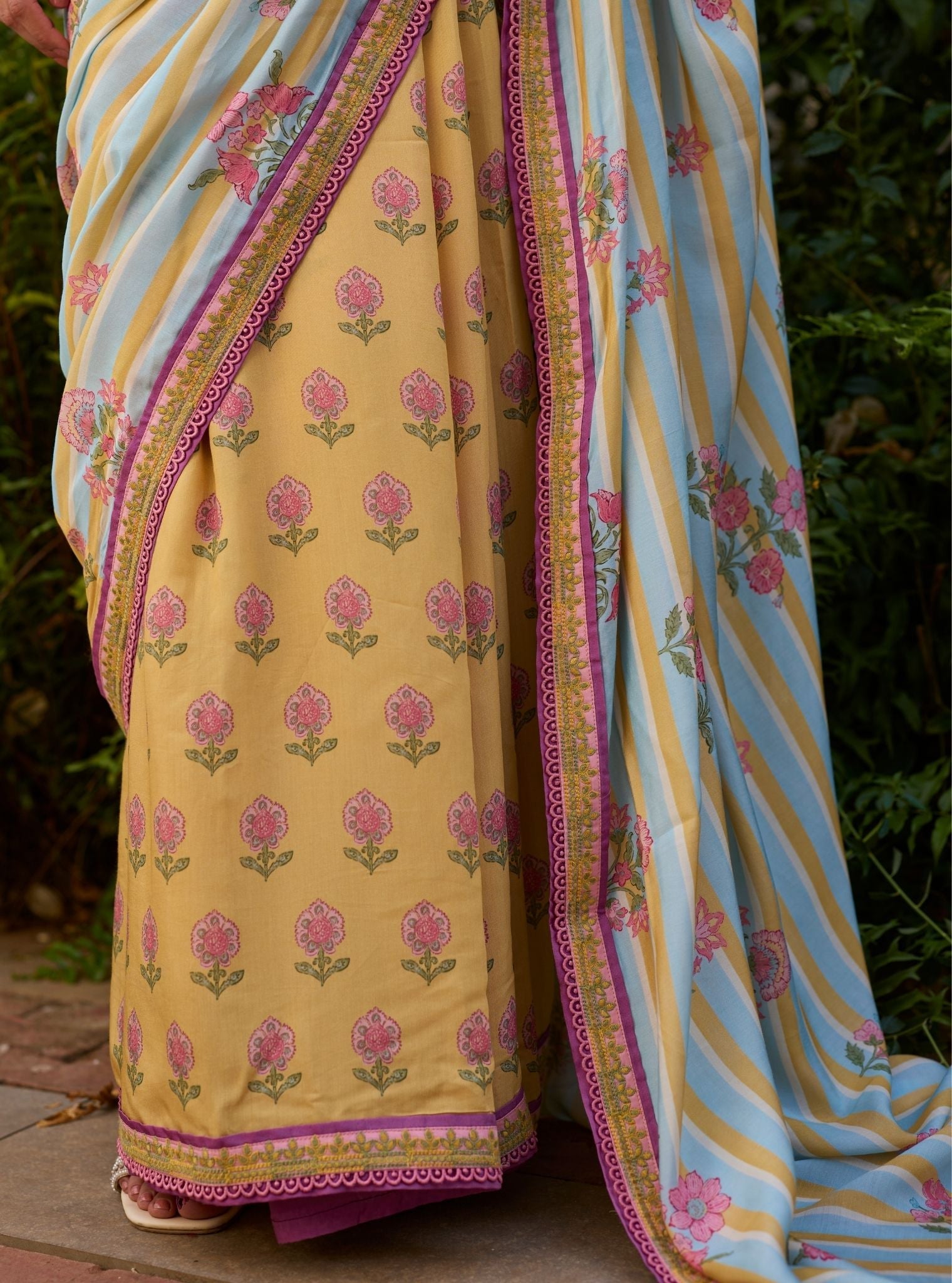 Rava Lawn Printed Yellow Saree