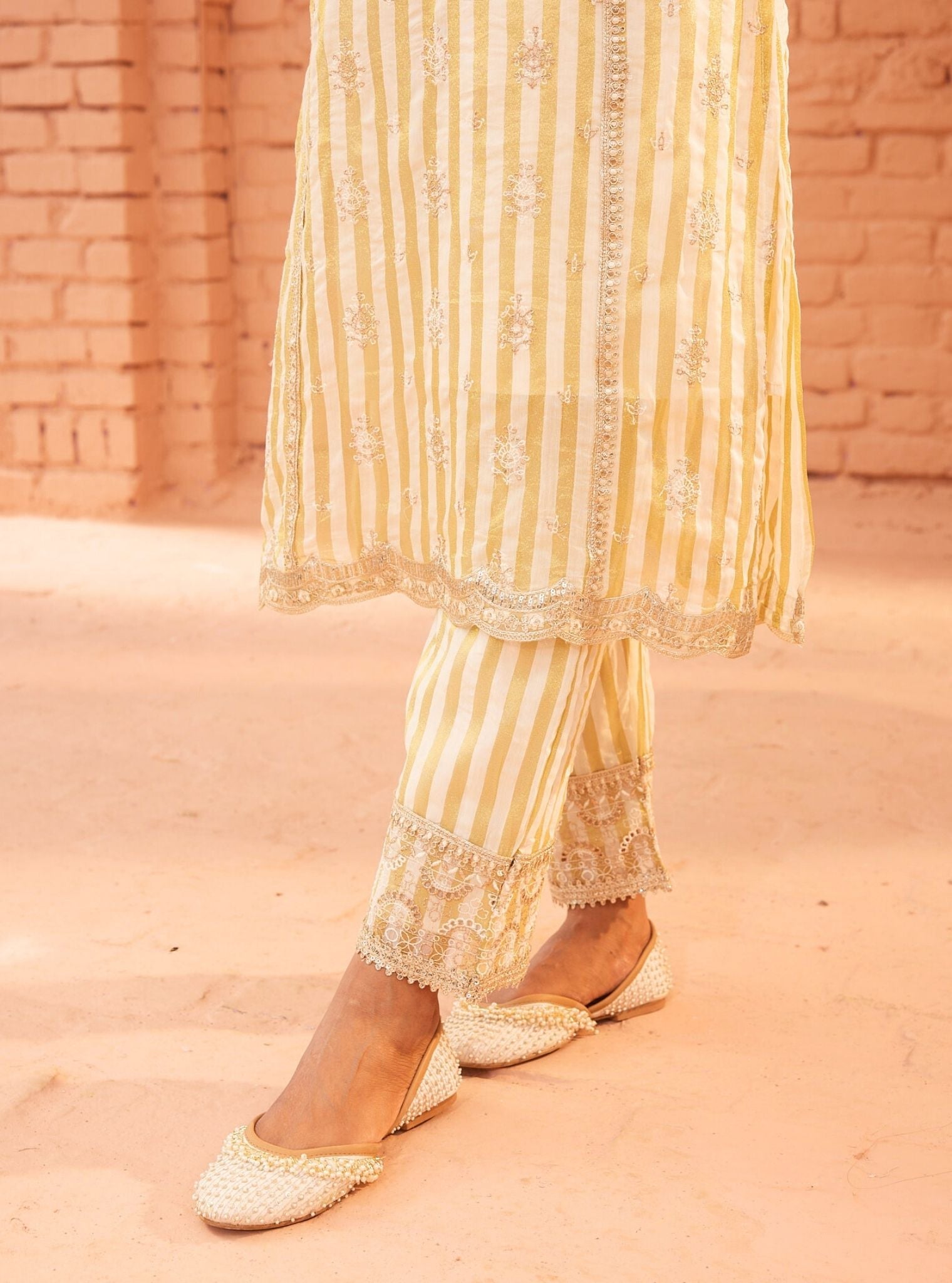 Hayden Banarsi Off White Kurta Set