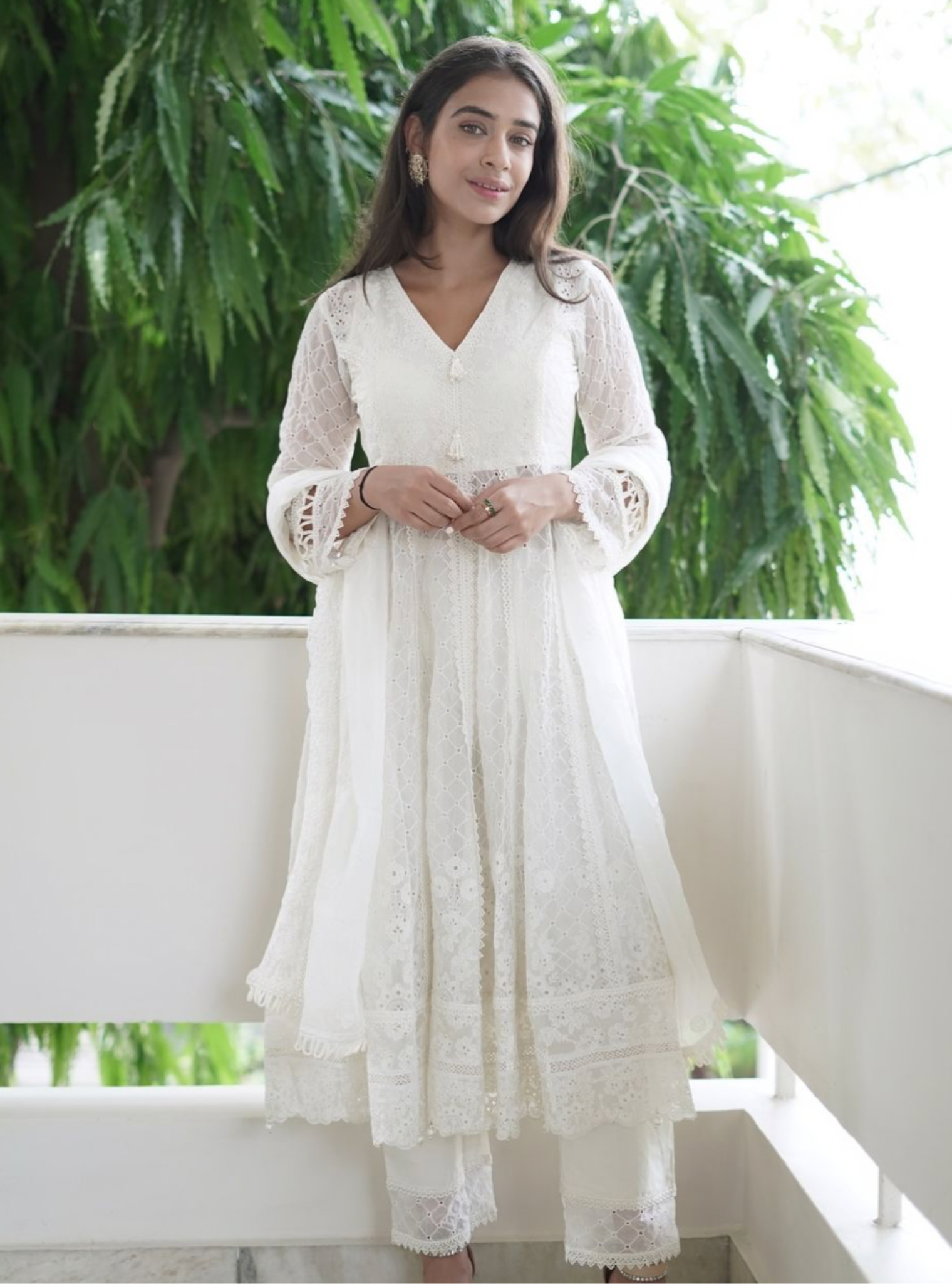 Ilaa Organza Off White Anarkali Kurta Set