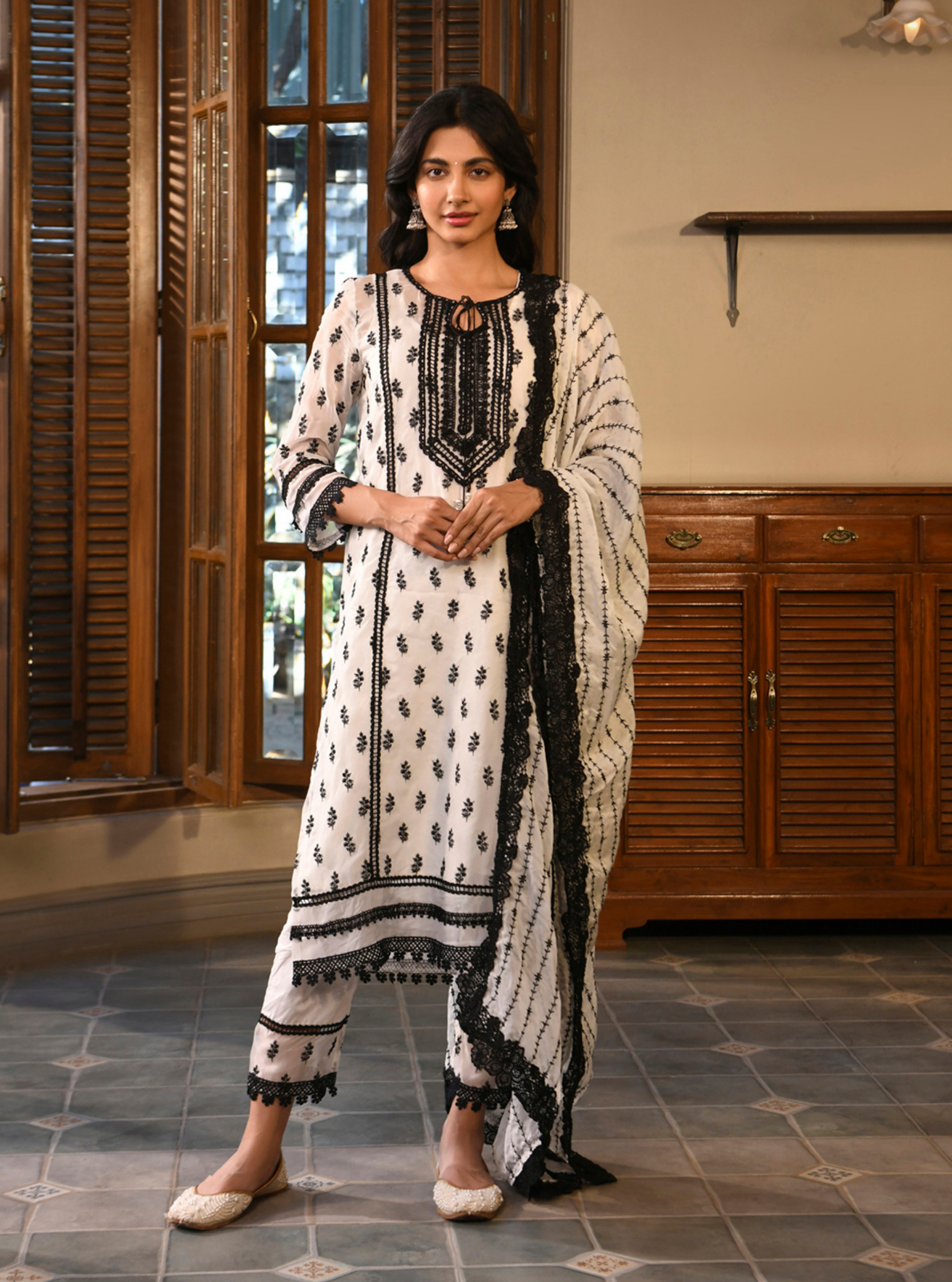 Sanaz Organza White Kurta Set