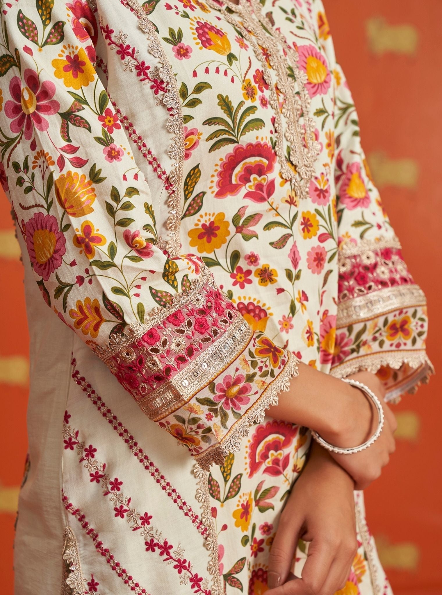 Rutna Pima Satin Off White Kurta Set