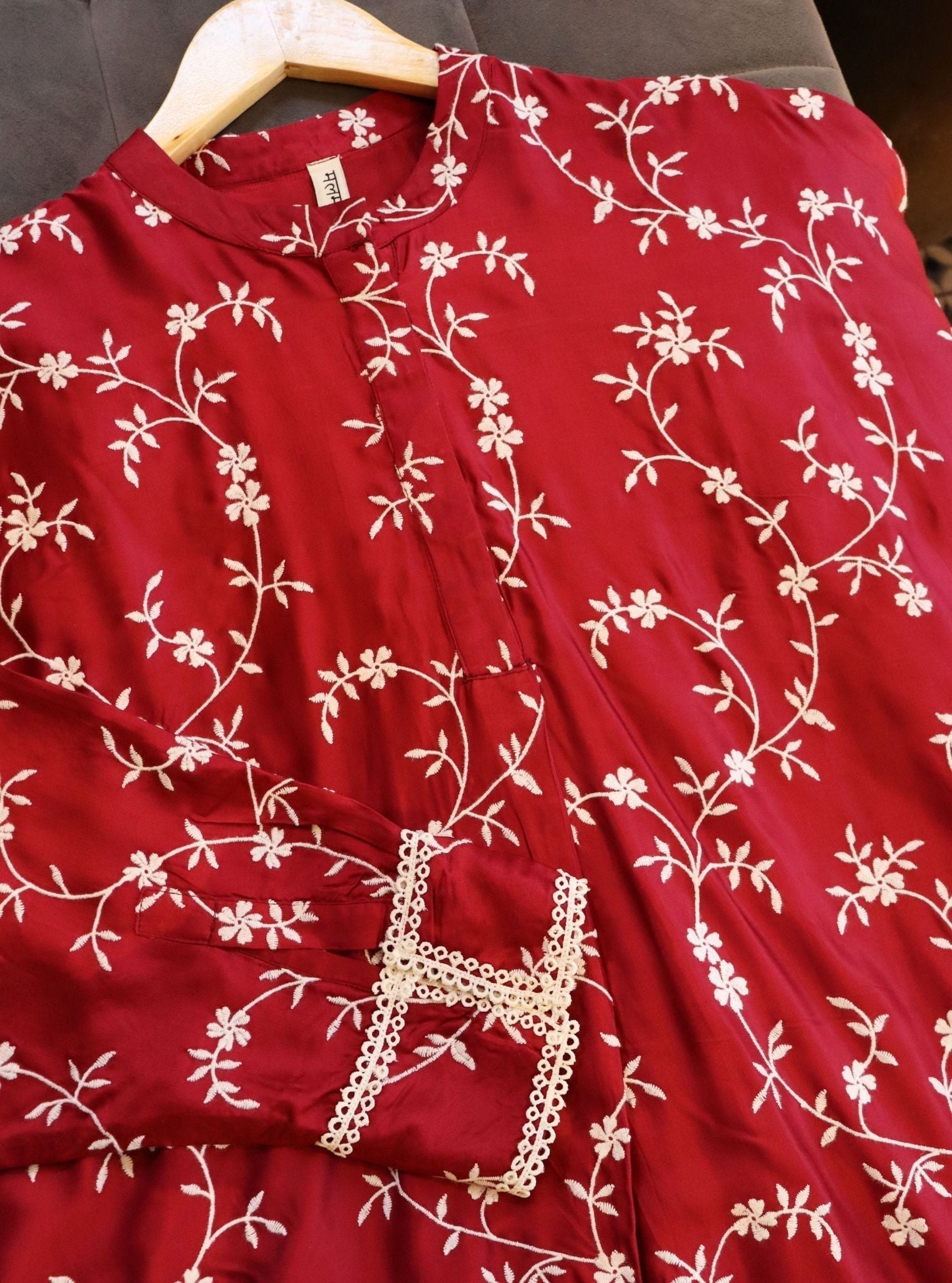 Pheme Cupro Wine Kurta Set