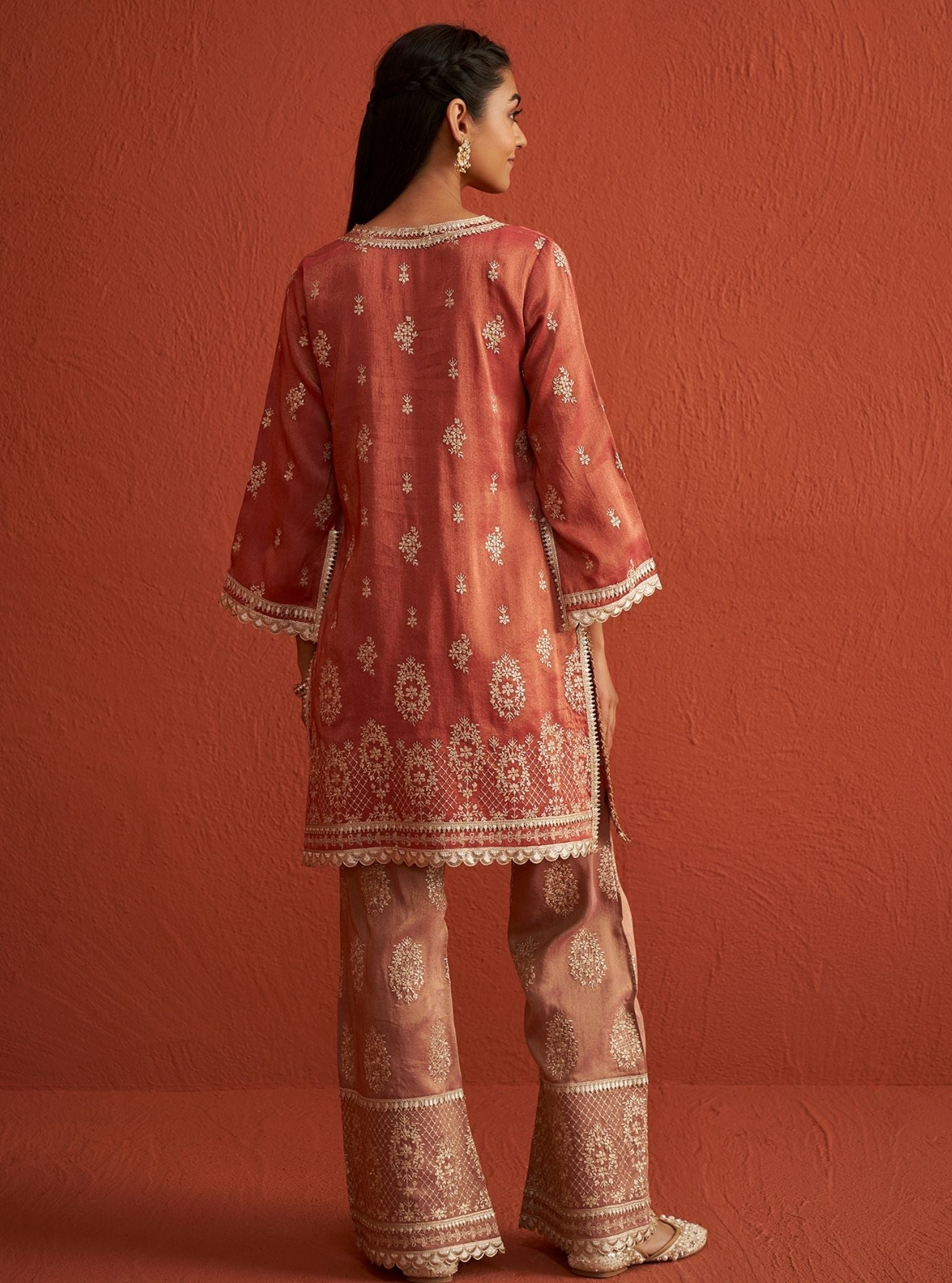 Vaari Tissue Linen Satin Red Kurta