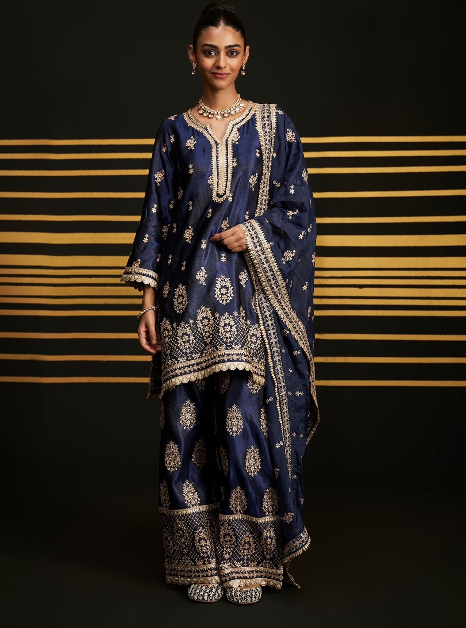 Vaari Tissue Linen Satin Navy Kurta