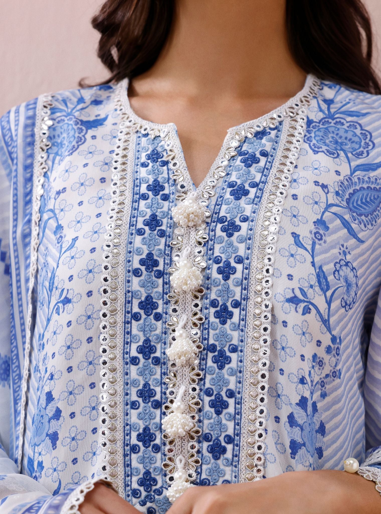 Olisha Lawn Off-white & Blue Kurta Set