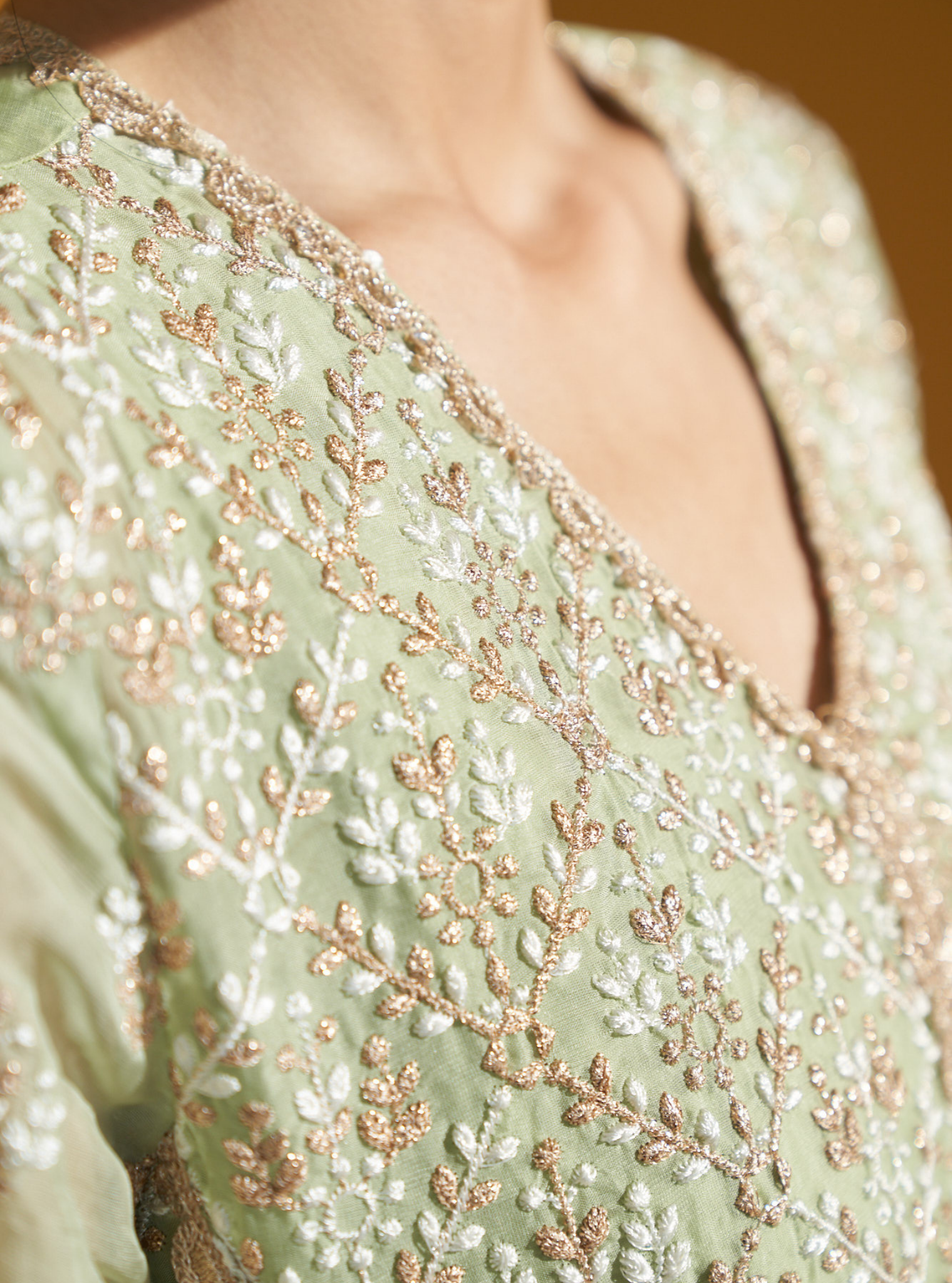 Kwanjal Organza Green Kurta Set