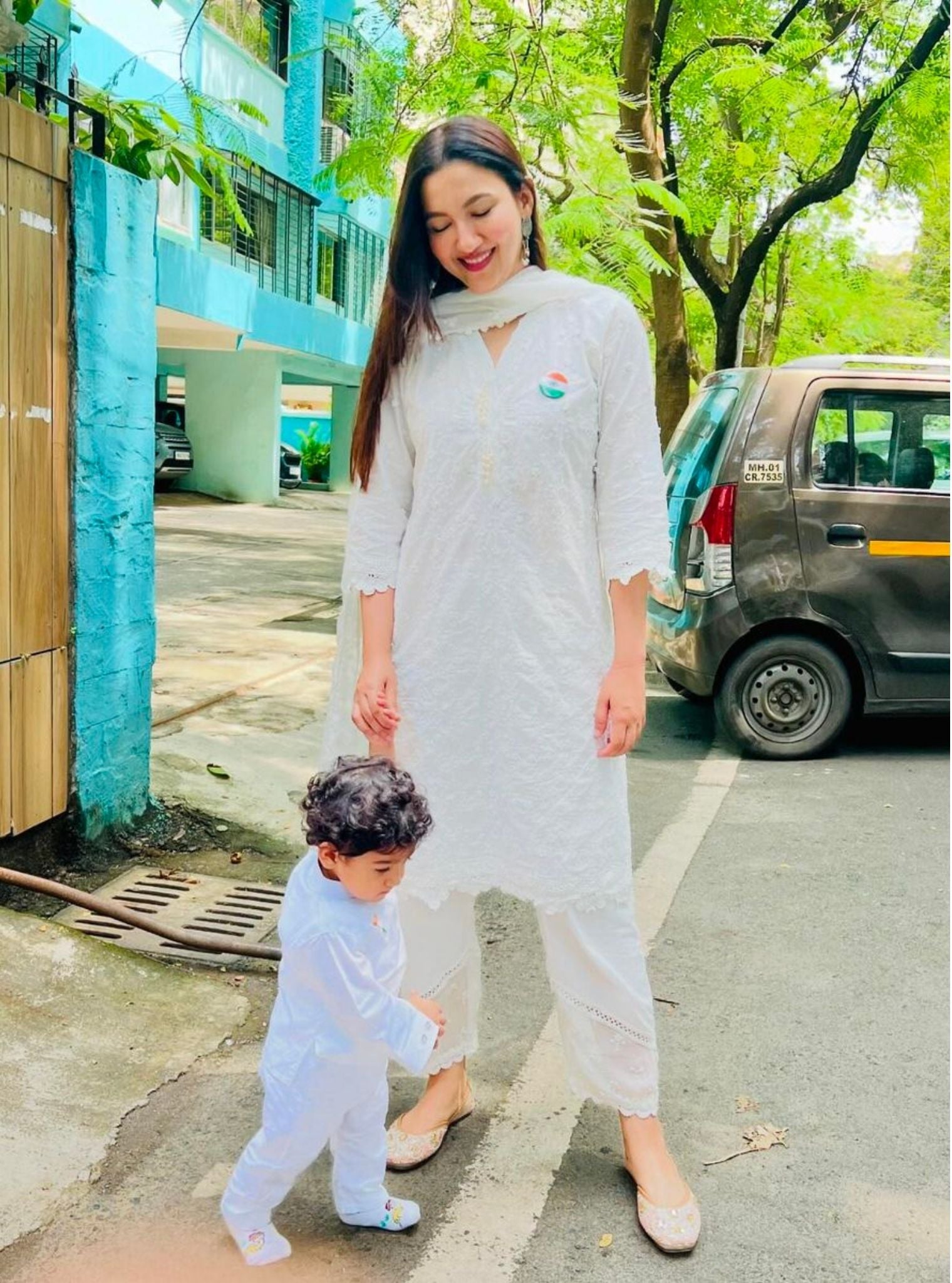 Veliena Supima Cotton White Kurta Set