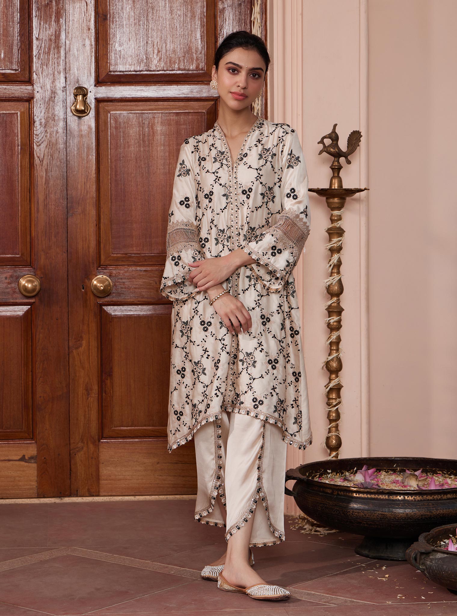 Dvija Cupro Off White Kurta Set