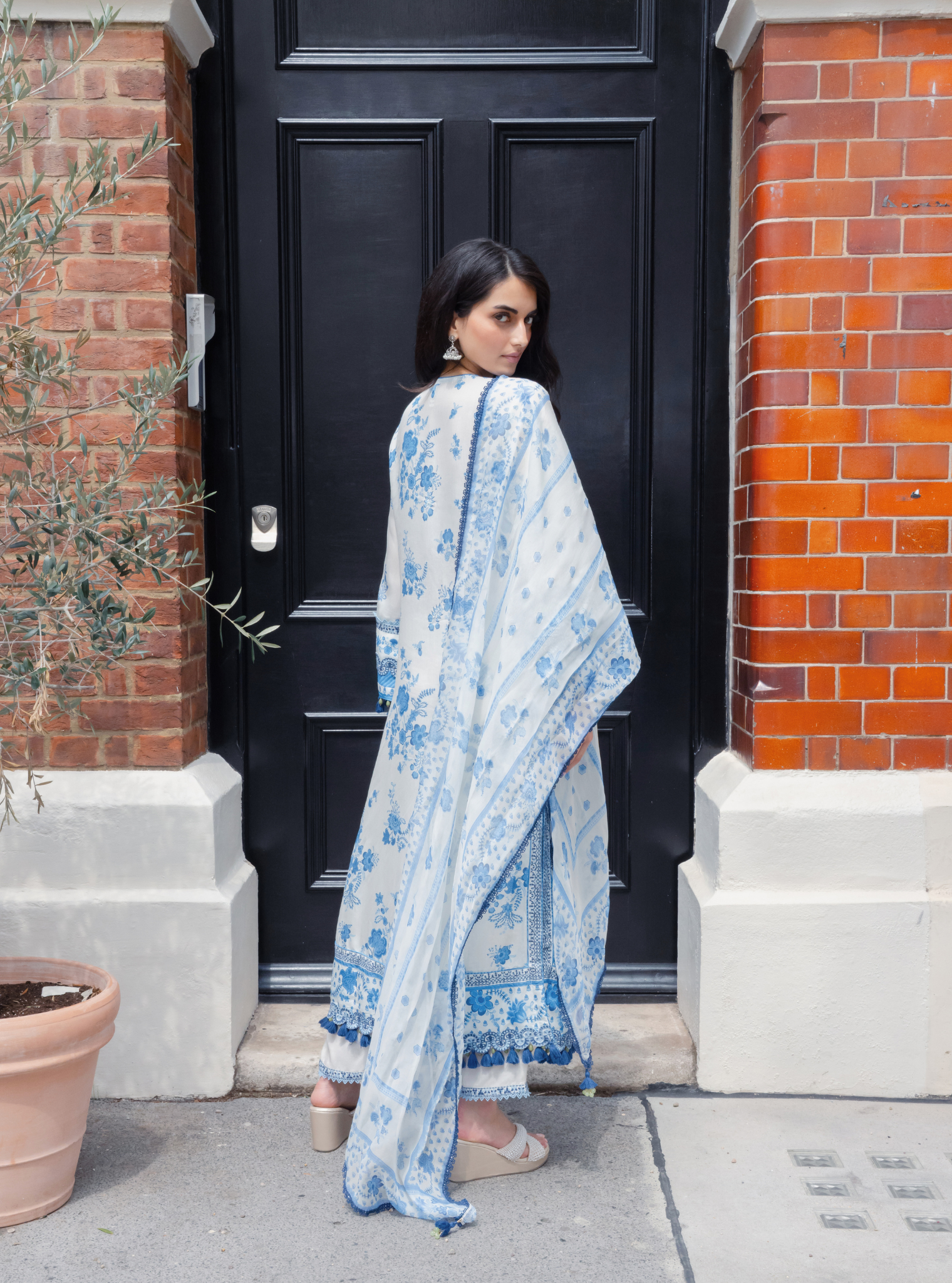 Suvi Lawn Printed Off-White & Blue Kurta Set