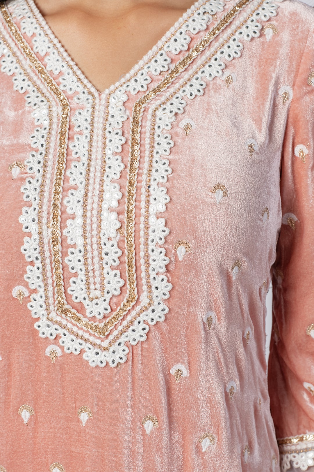 Eliza Velvet Pink Kurta Set