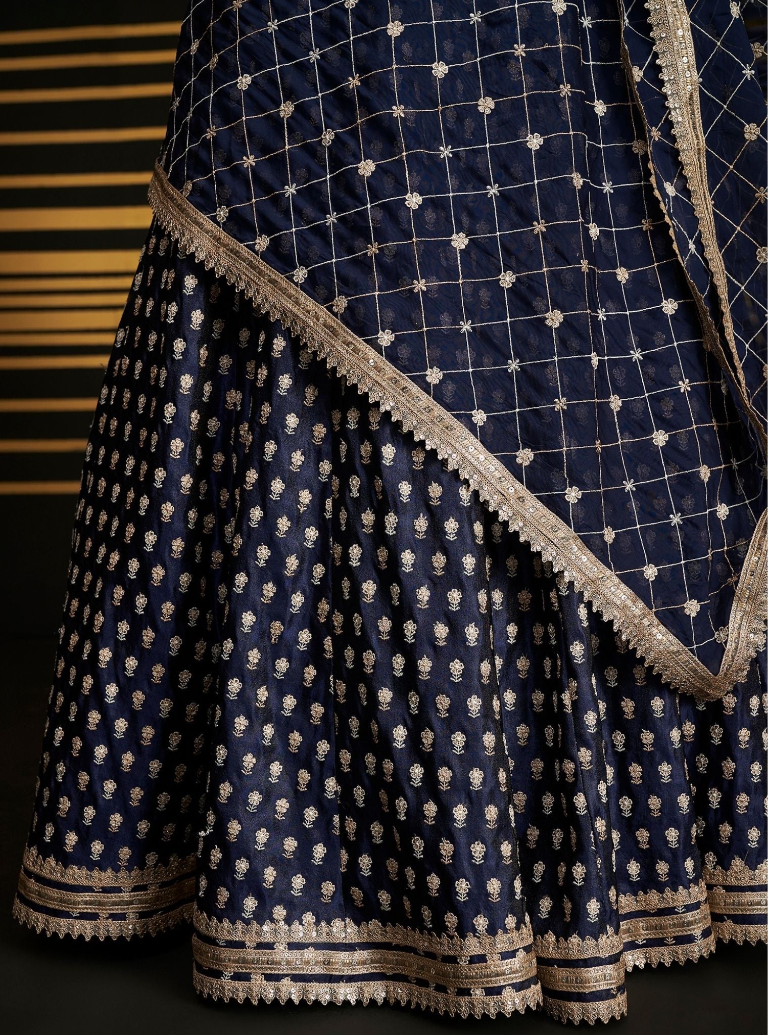 Mulmul Organza Heeriye Navy Dupatta