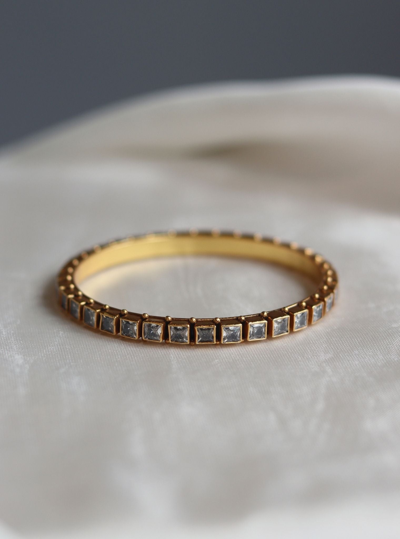 Pure Silver Aruna Bangle