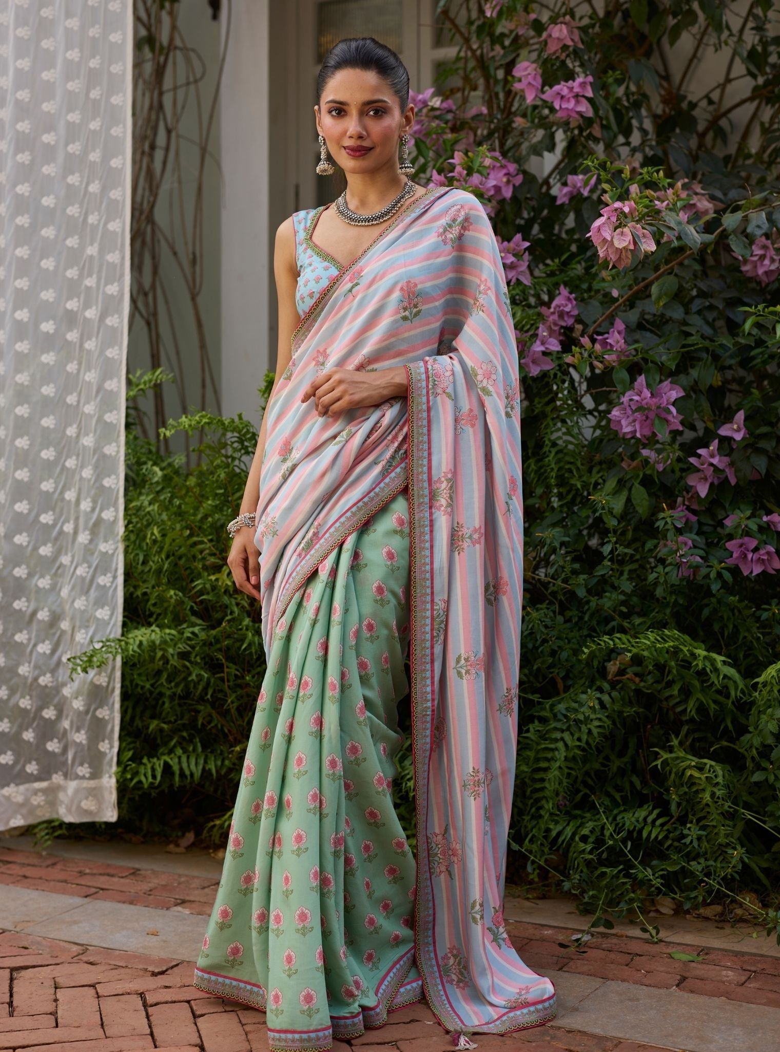 Rava Lawn Printed Green Saree