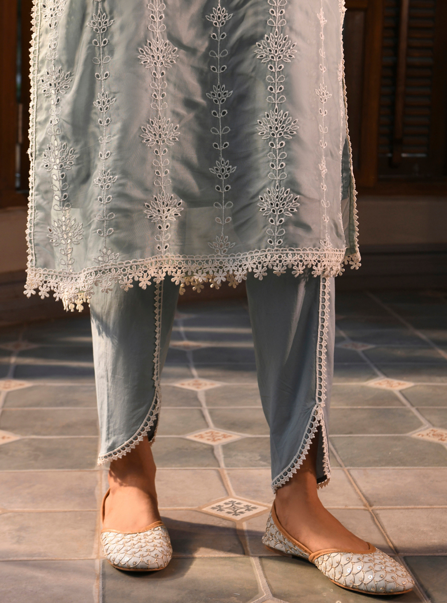 Nisrina Organza Teal Blue Kurta Set