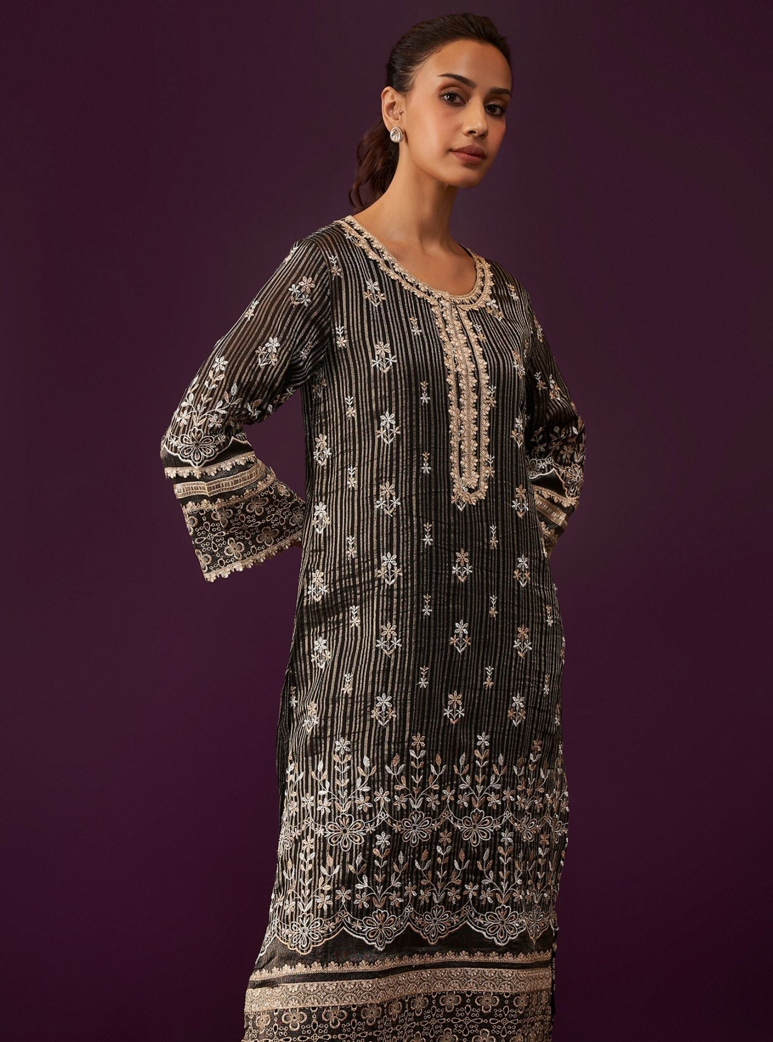 Idaya Banarsi Black Kurta Set