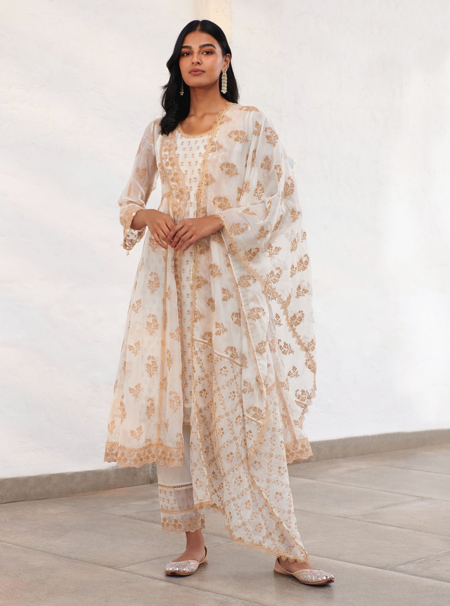 Aberdeen Organza Off White Anarkali Kurta Set