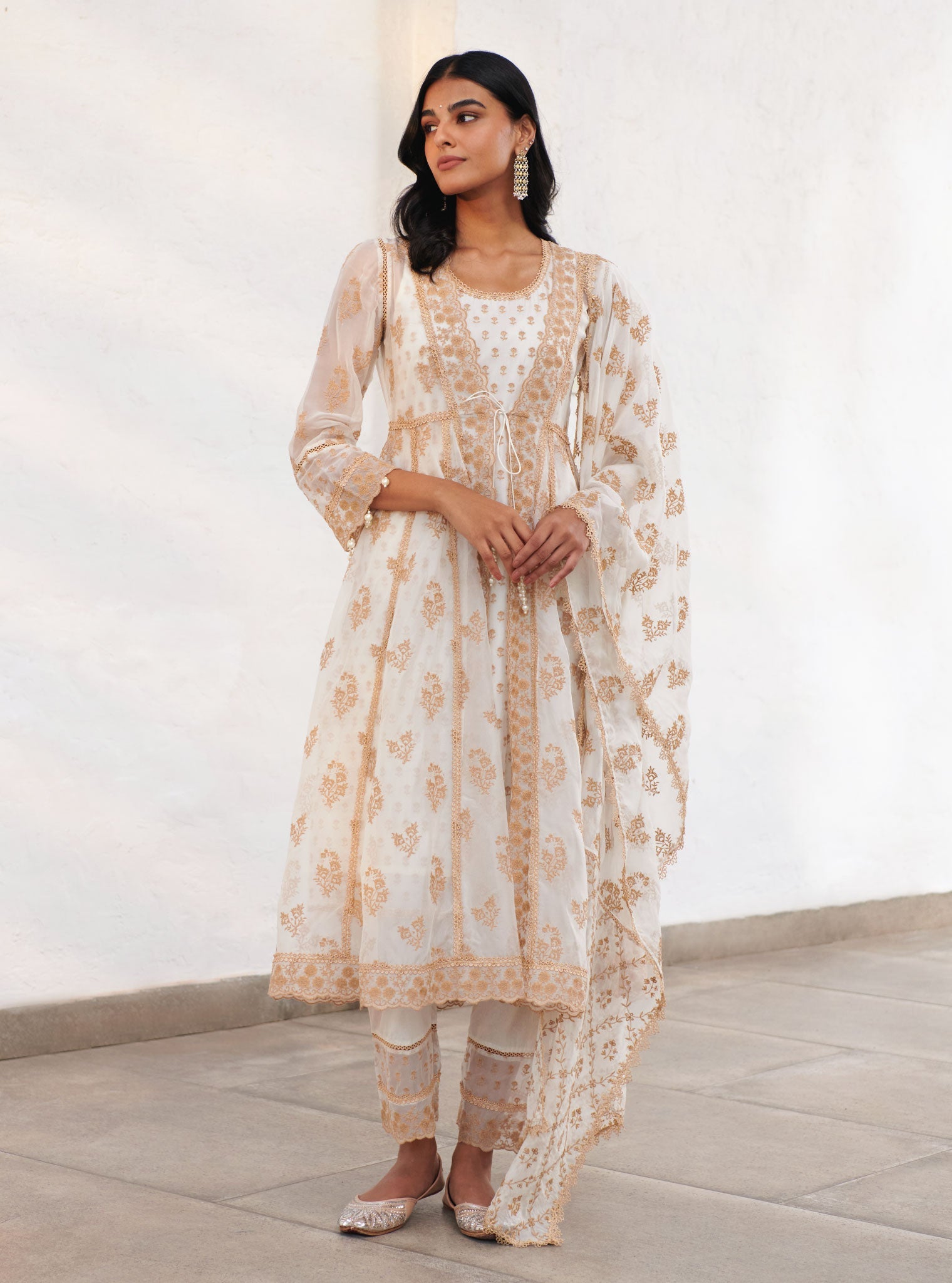 Aberdeen Organza Off White Anarkali Kurta Set
