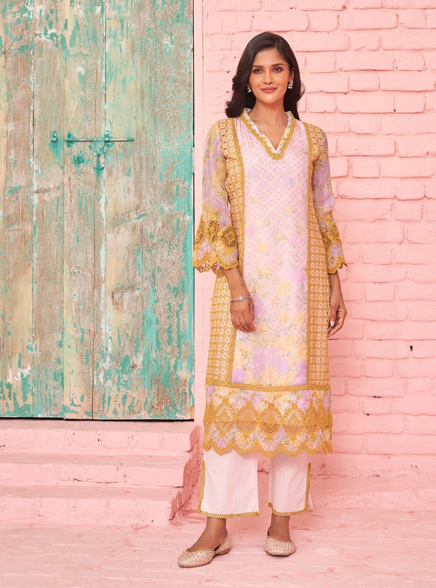 Astoria Organza Printed Pink Kurta Set