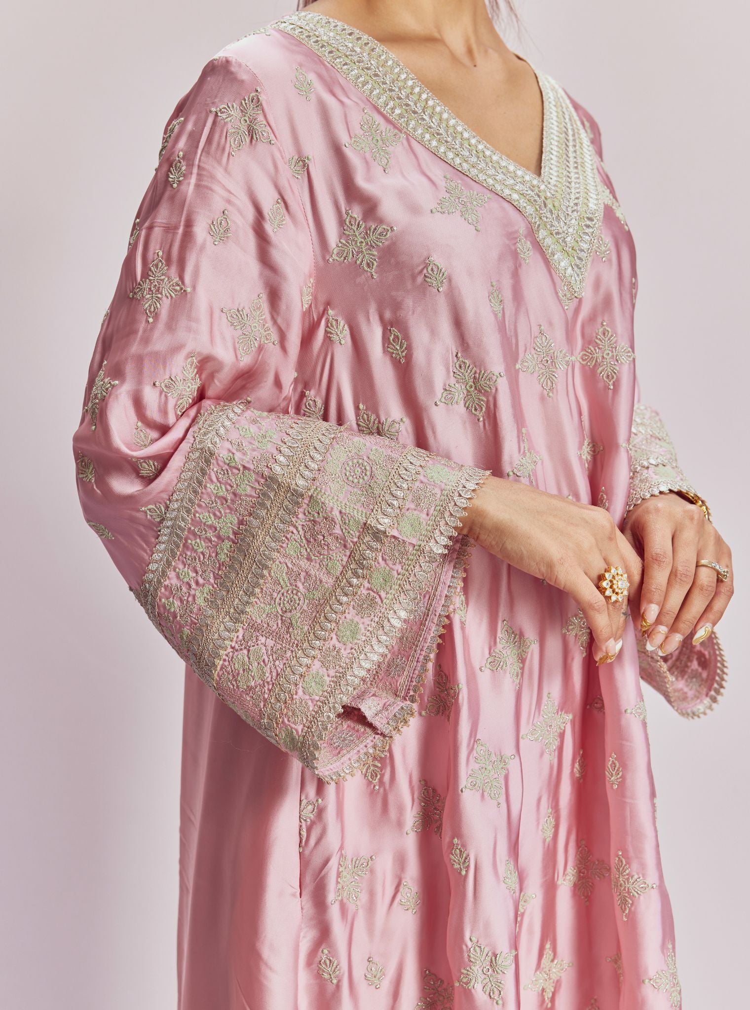Anni Cupro Satin Onion Pink Kurta Set