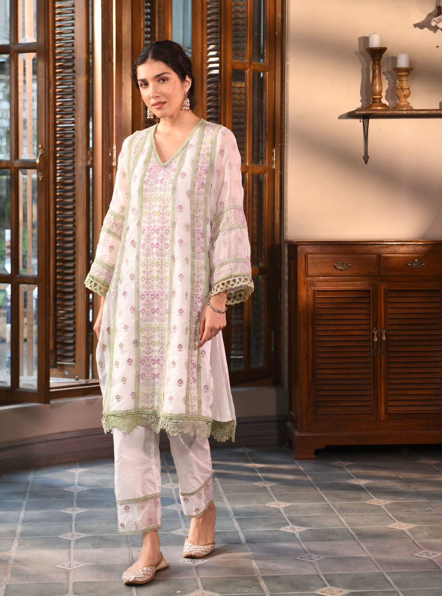 Paniz Organza White Kurta Set