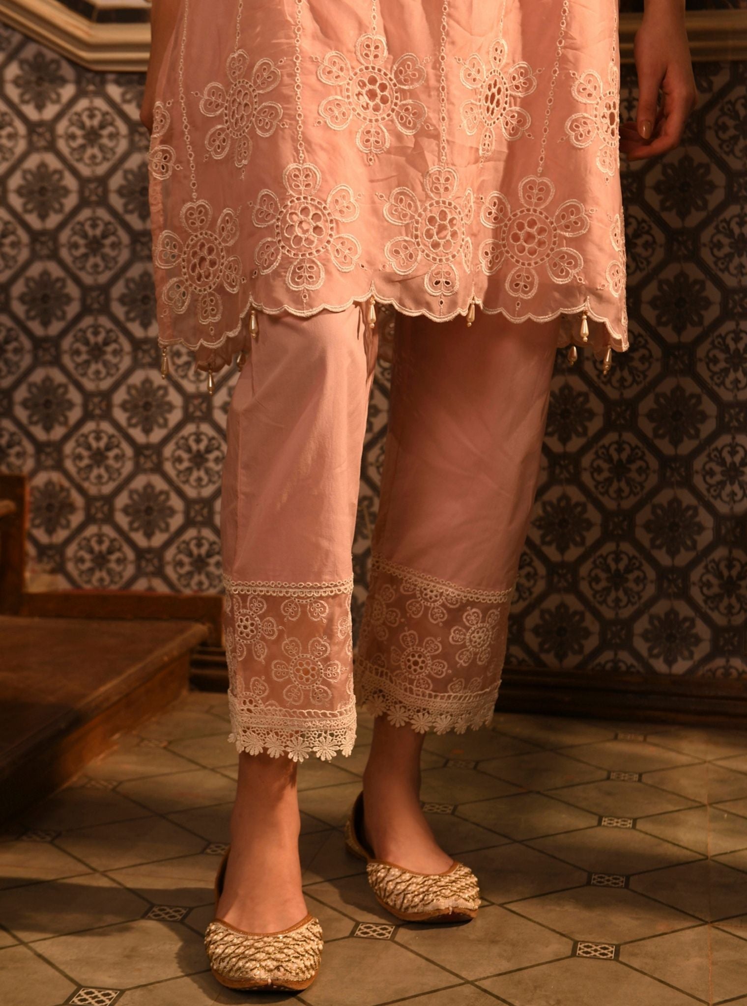 Bita Organza Pink Kurta Set