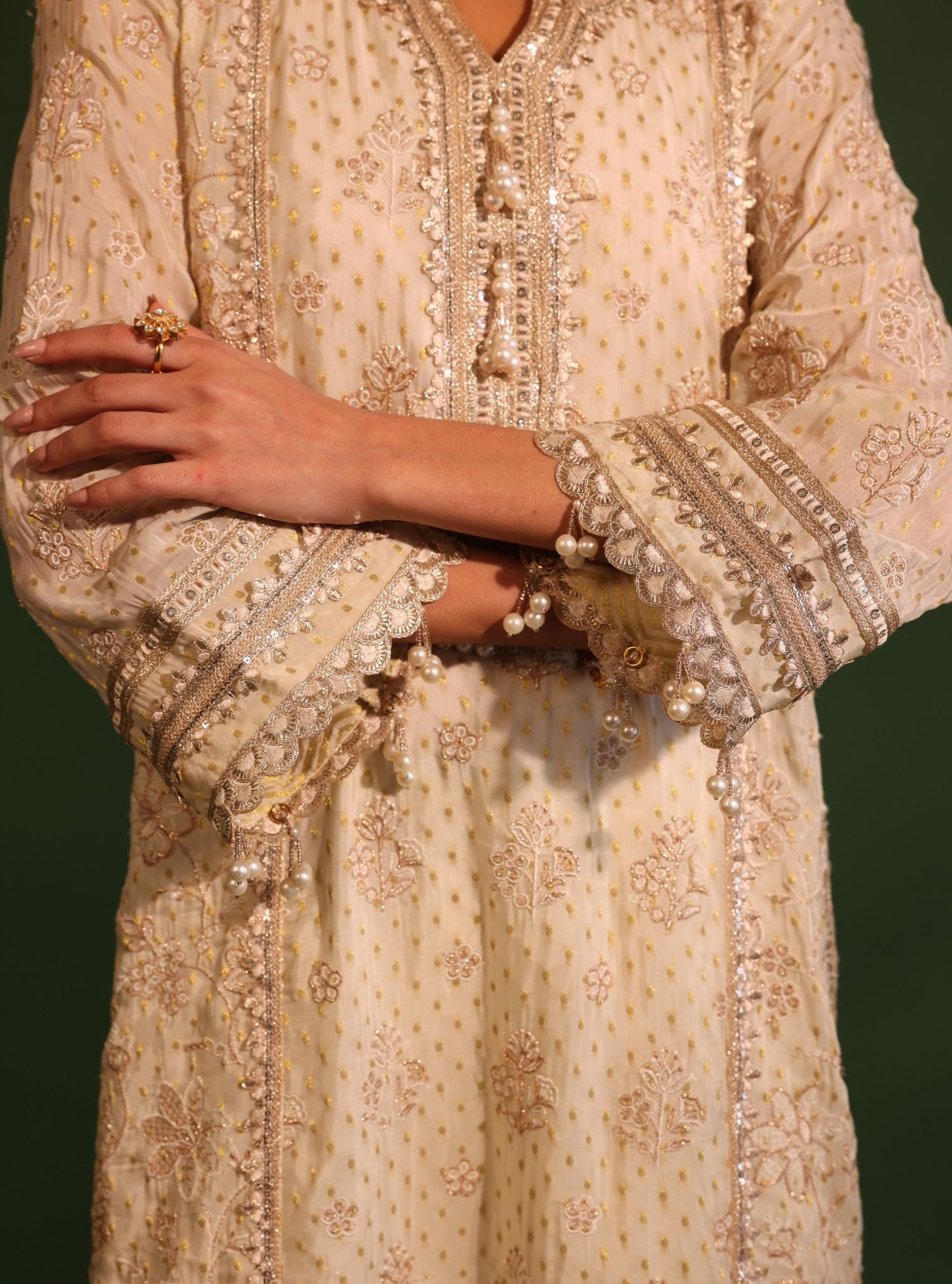 Dhol Banarsi Off White Kurta Set