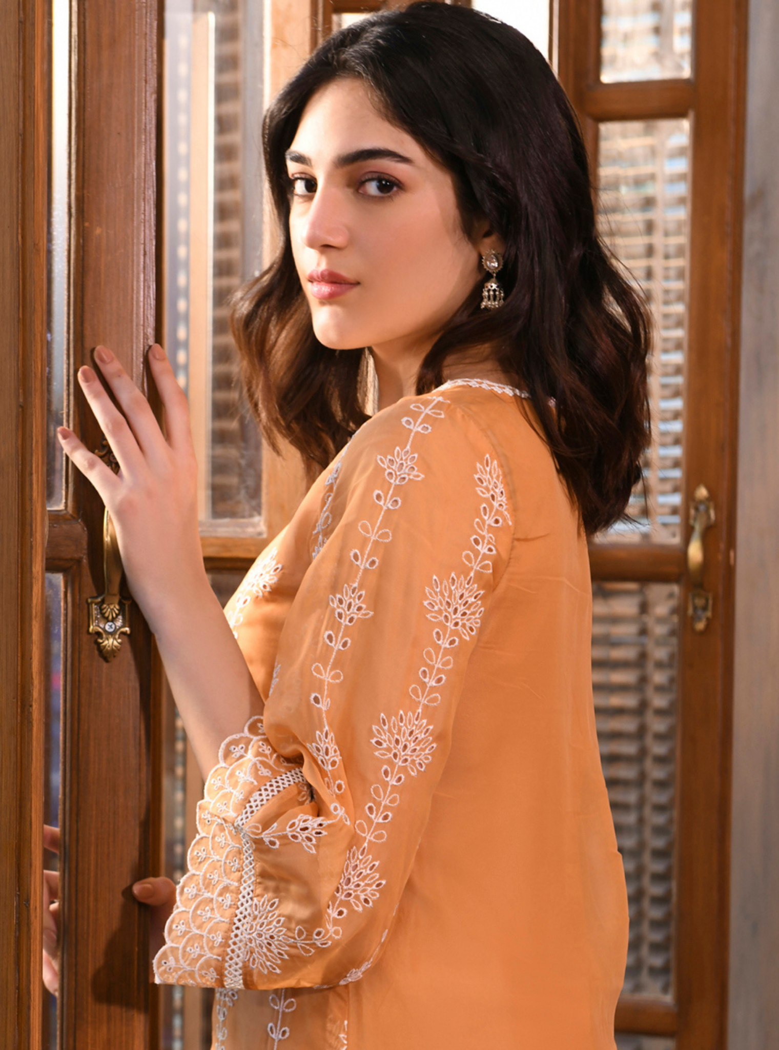 Nisrina Organza Orange Kurta Set