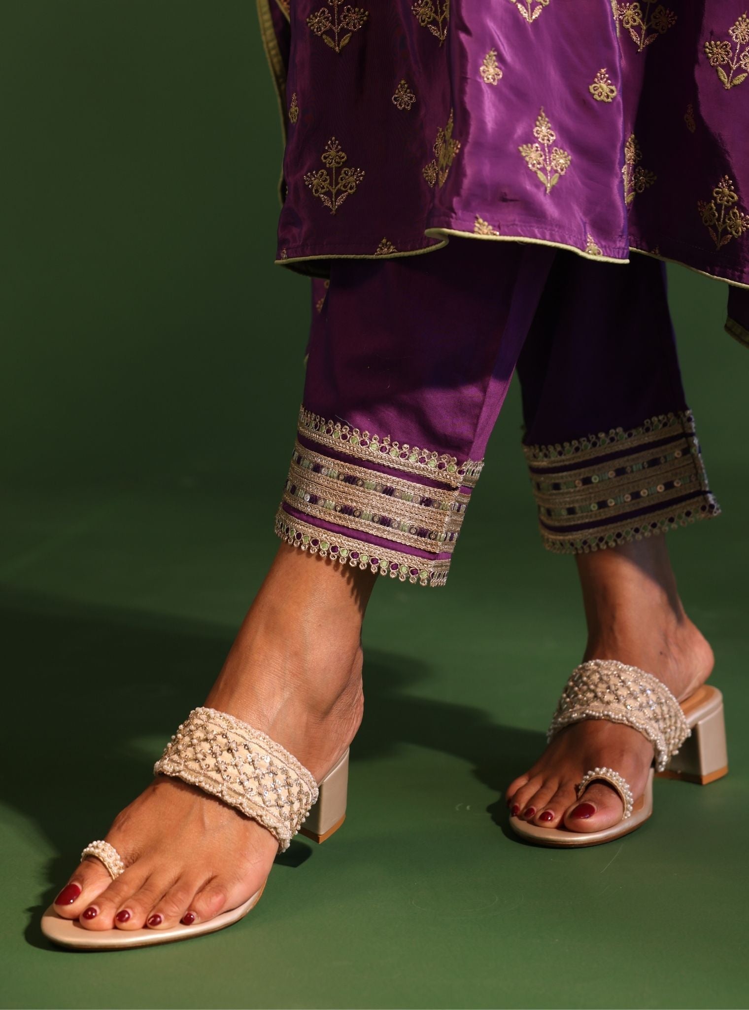 Noor Gold Vegan Kohla Heel