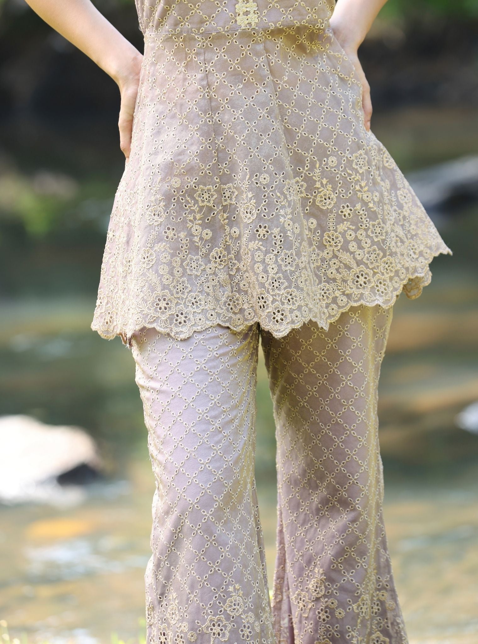 Araj Royal Tissue Lavender Top Set