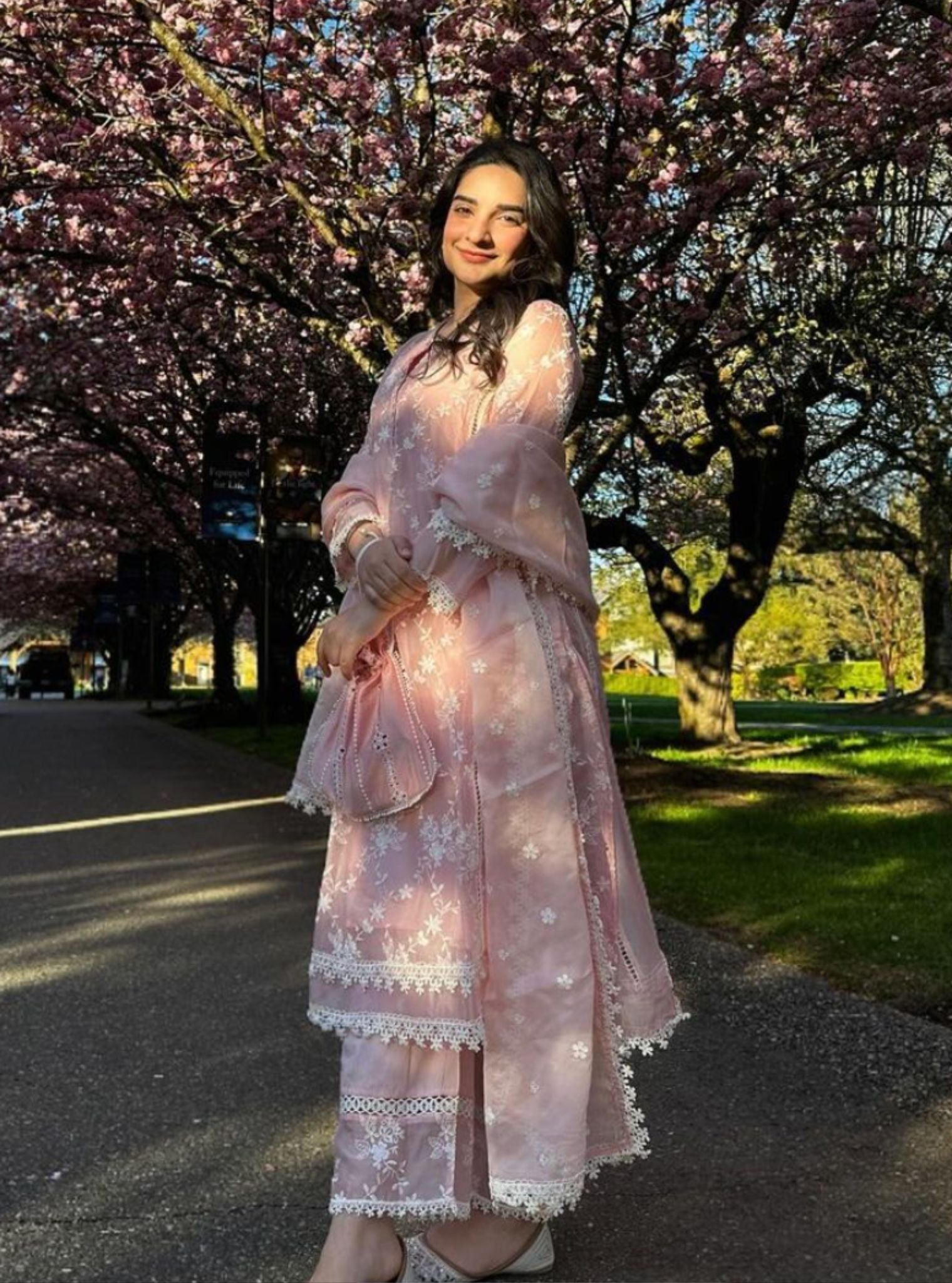 Hiyti Organza Pink Kurta Set