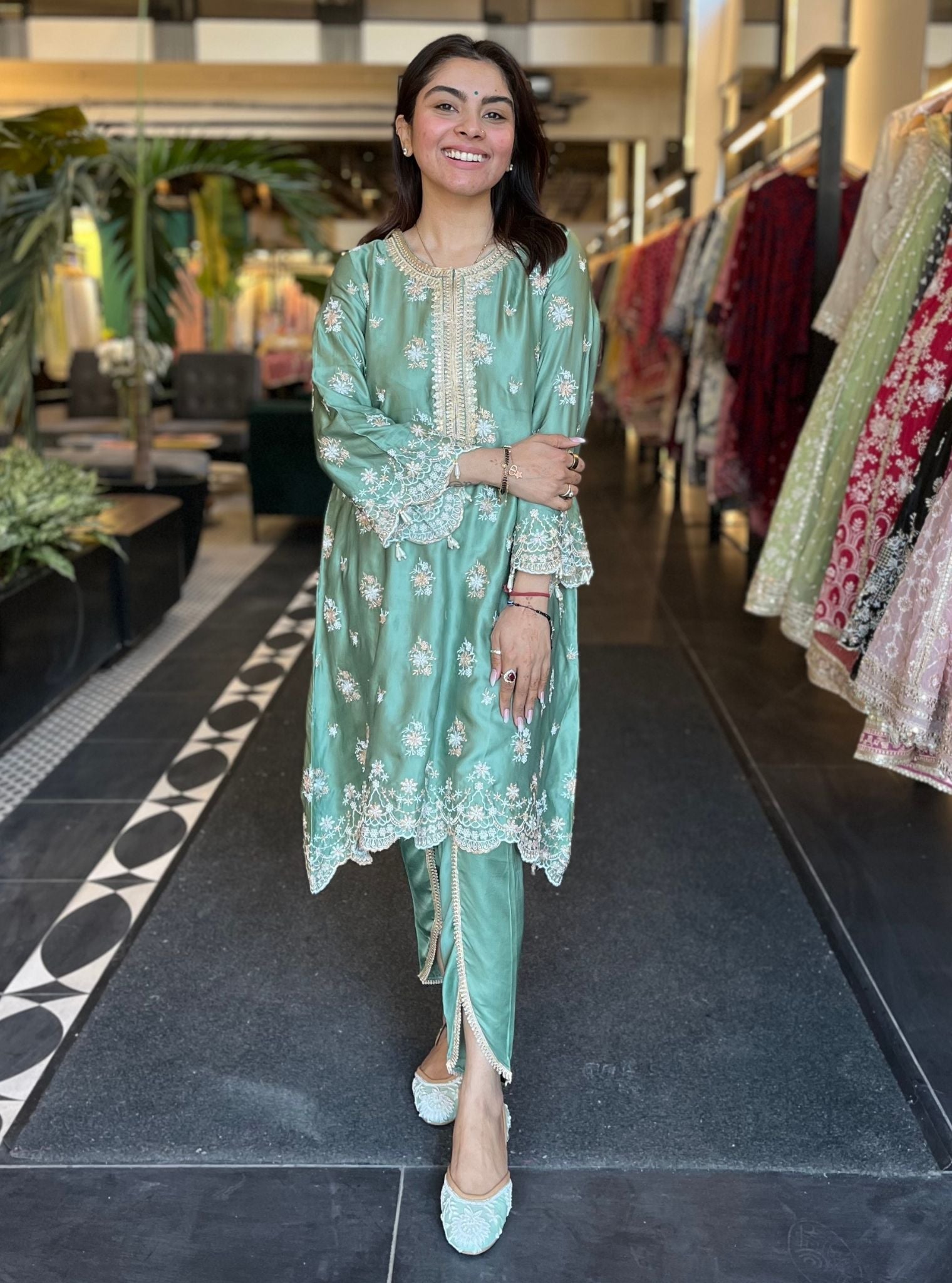 Kangna Cupro Satin Green Kurta Set