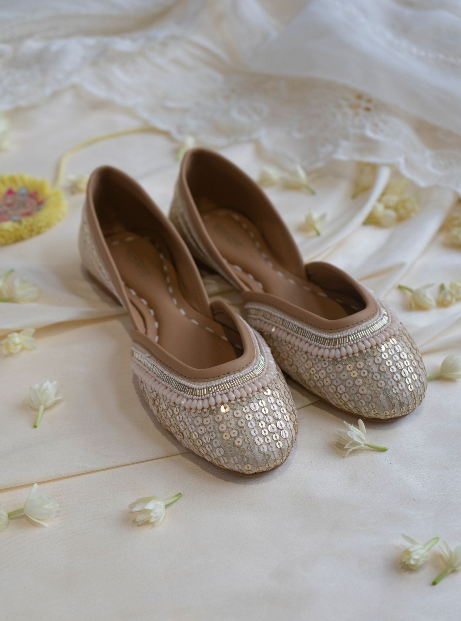 Kanak Gold Vegan Jutti