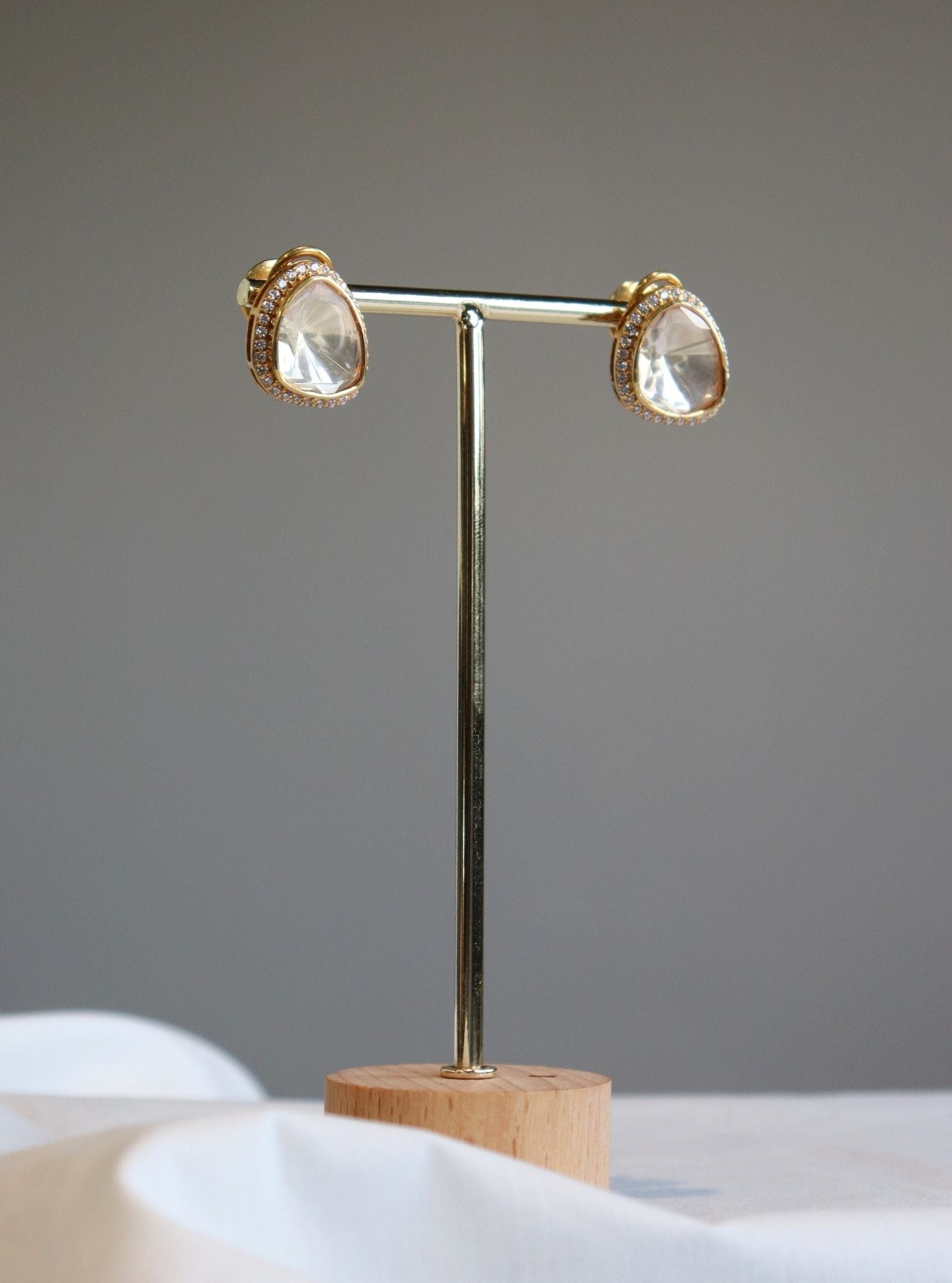 Pure Silver Kia Studs