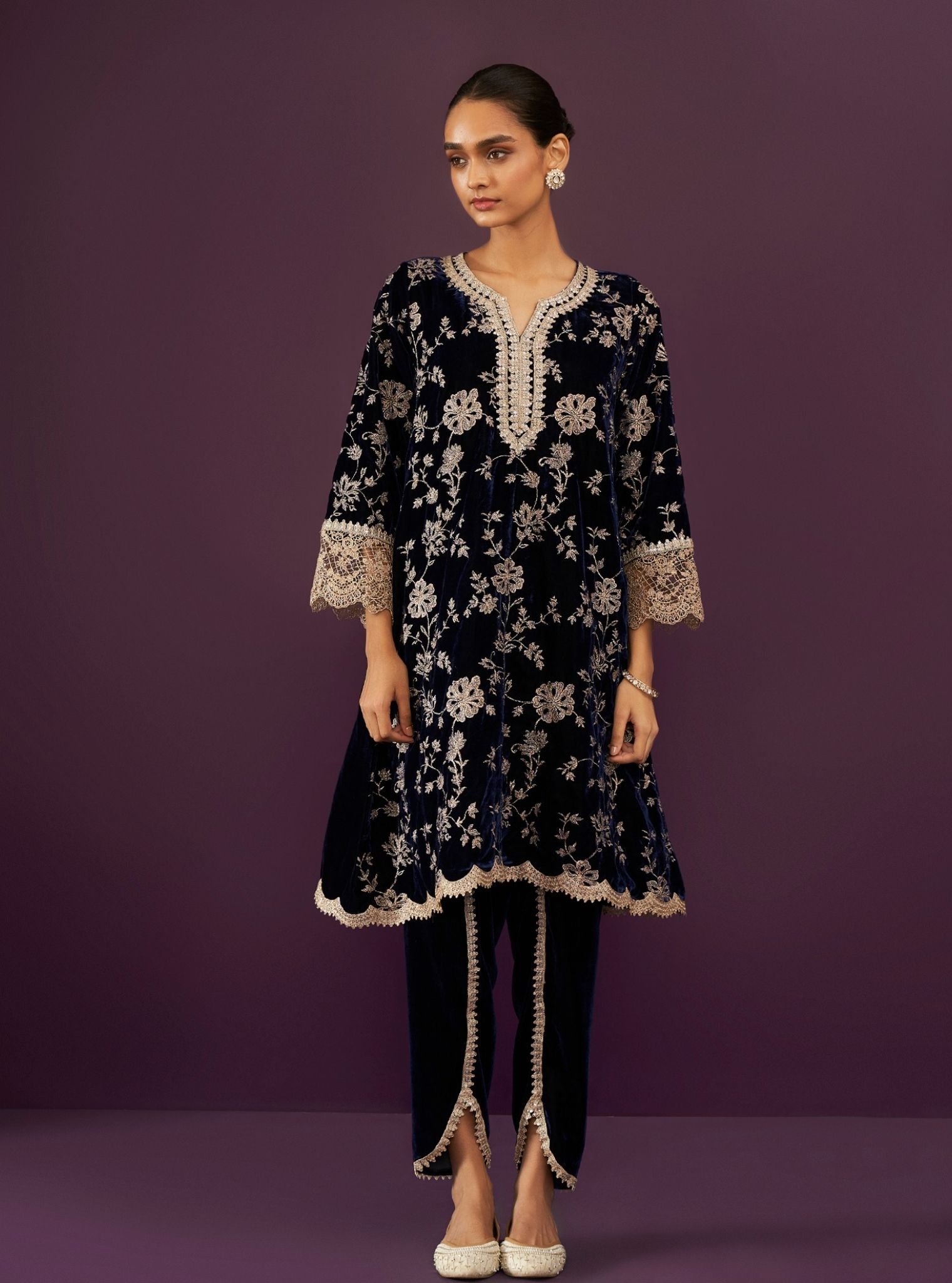 Imani Velvet Navy Kurta Set