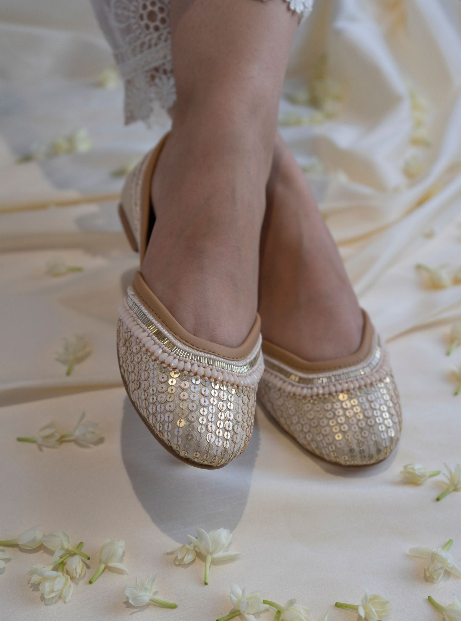 Kanak Gold Vegan Jutti