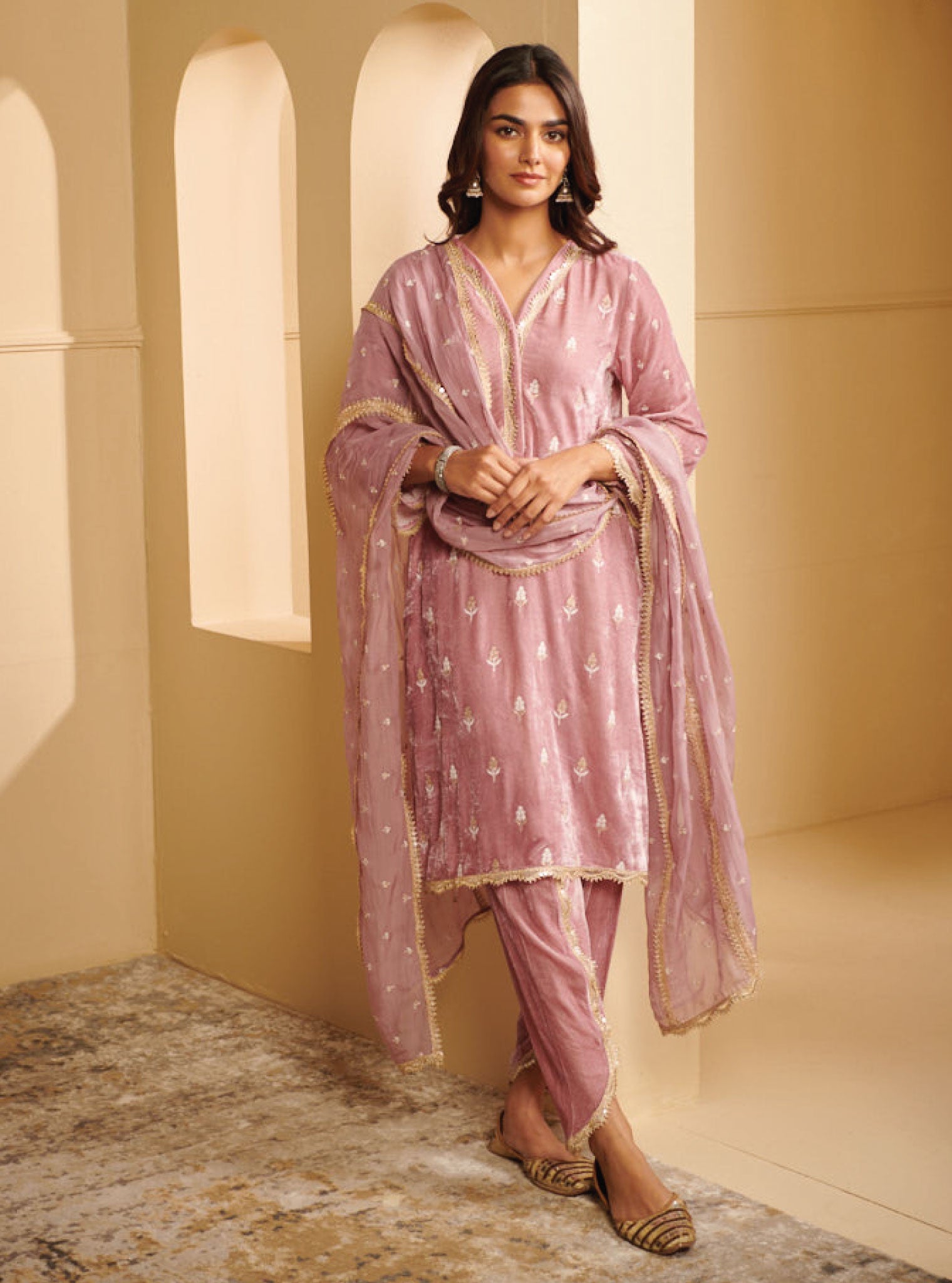 Malia Velvet Lilac Kurta Set