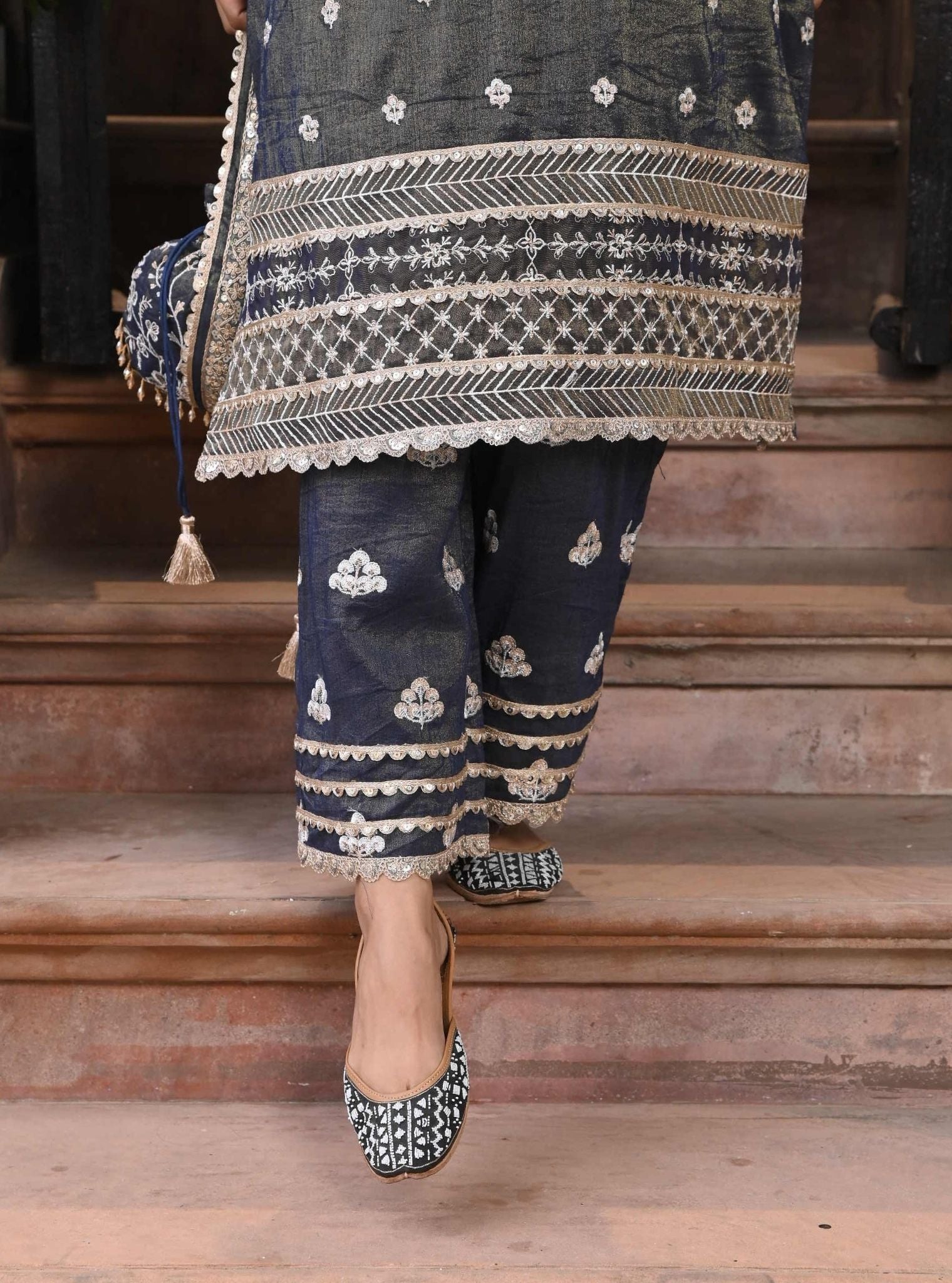 Sajni Luxe Tissue Satin Navy Kurta Set