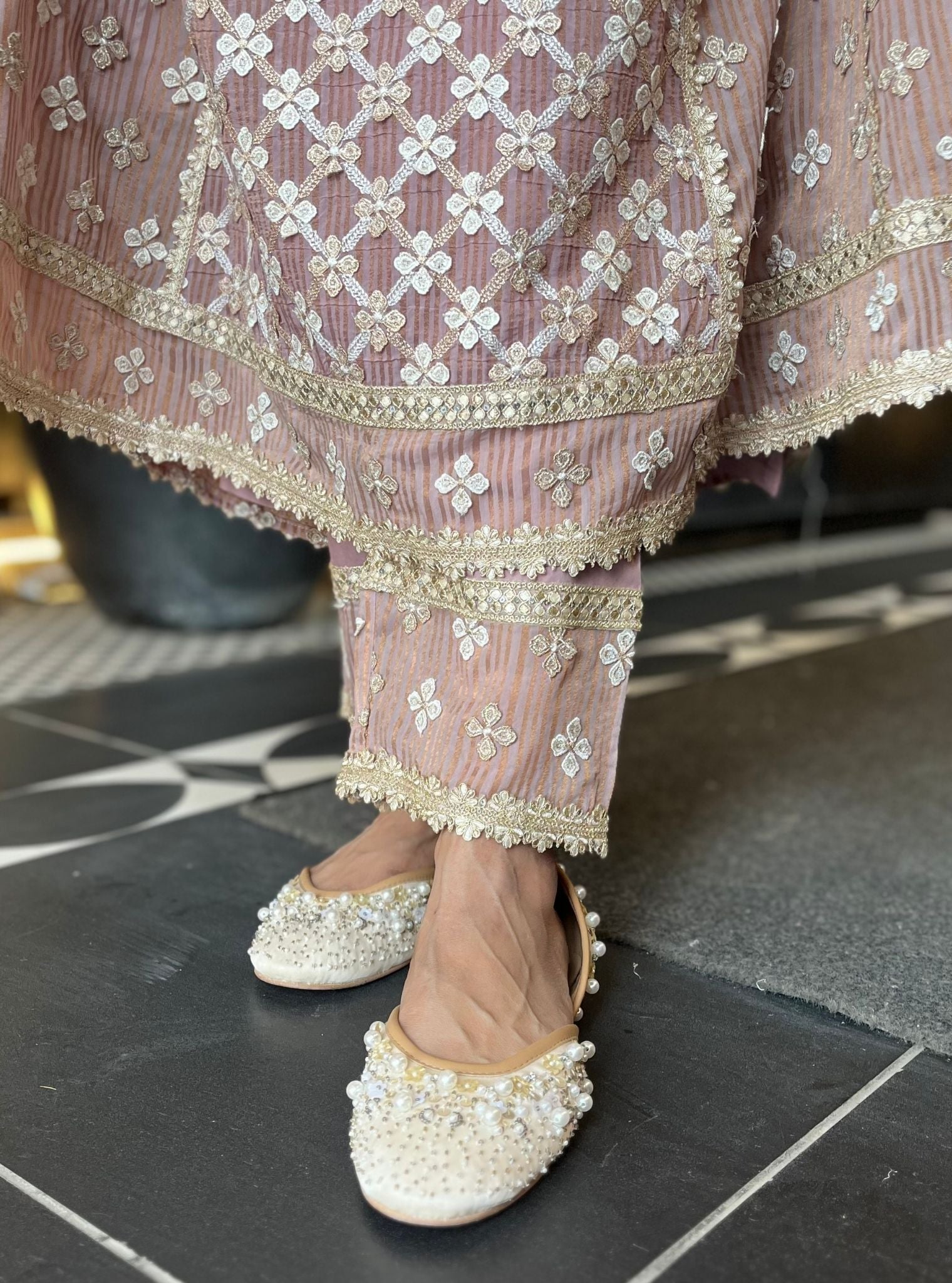 Eurielle Banarsi Lilac Anarkali Kurta Set