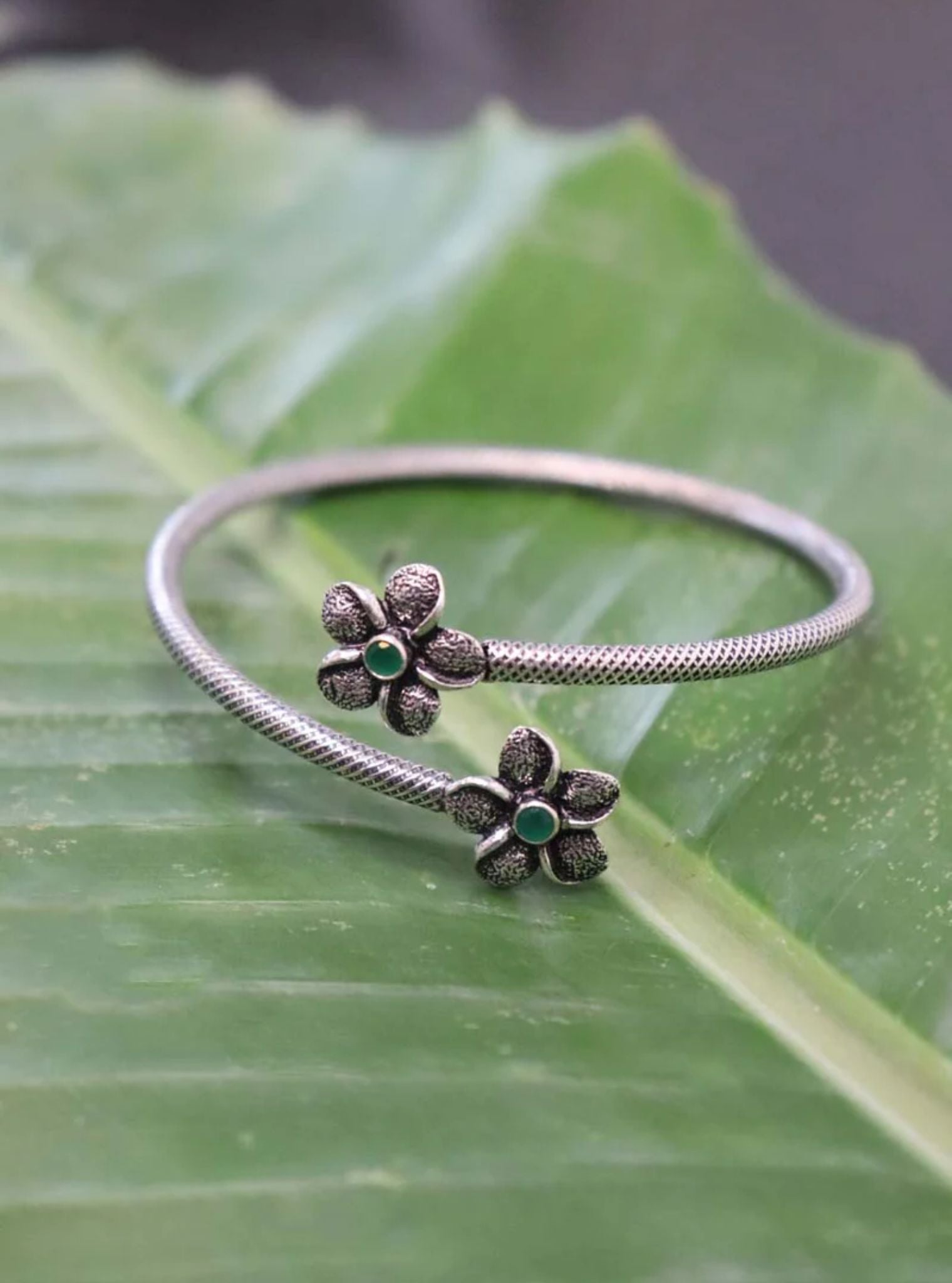 Pure Silver IRYA Bangle