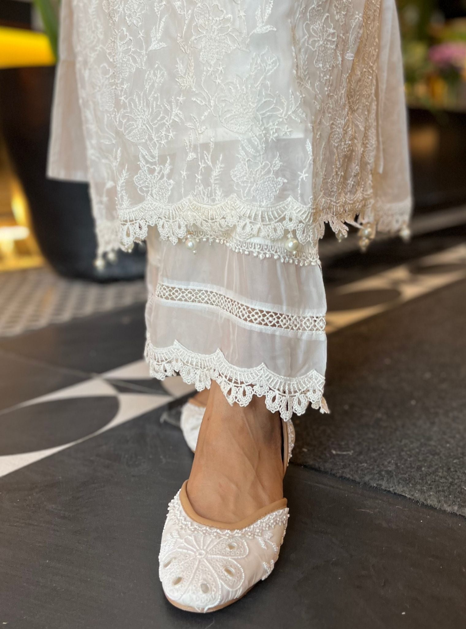 Cahya Organza Off White Kurta Set