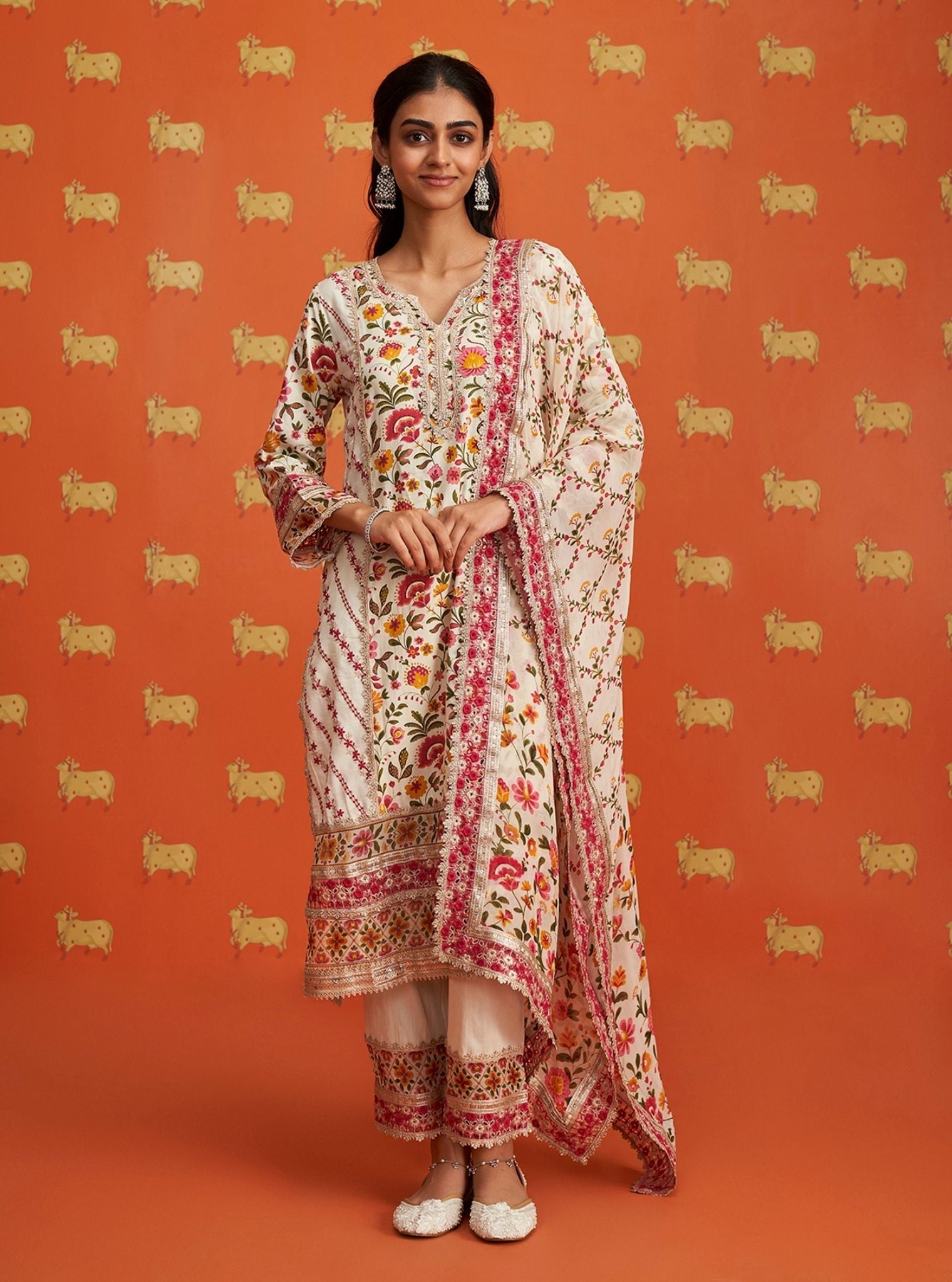 Rutna Pima Satin Off White Kurta Set