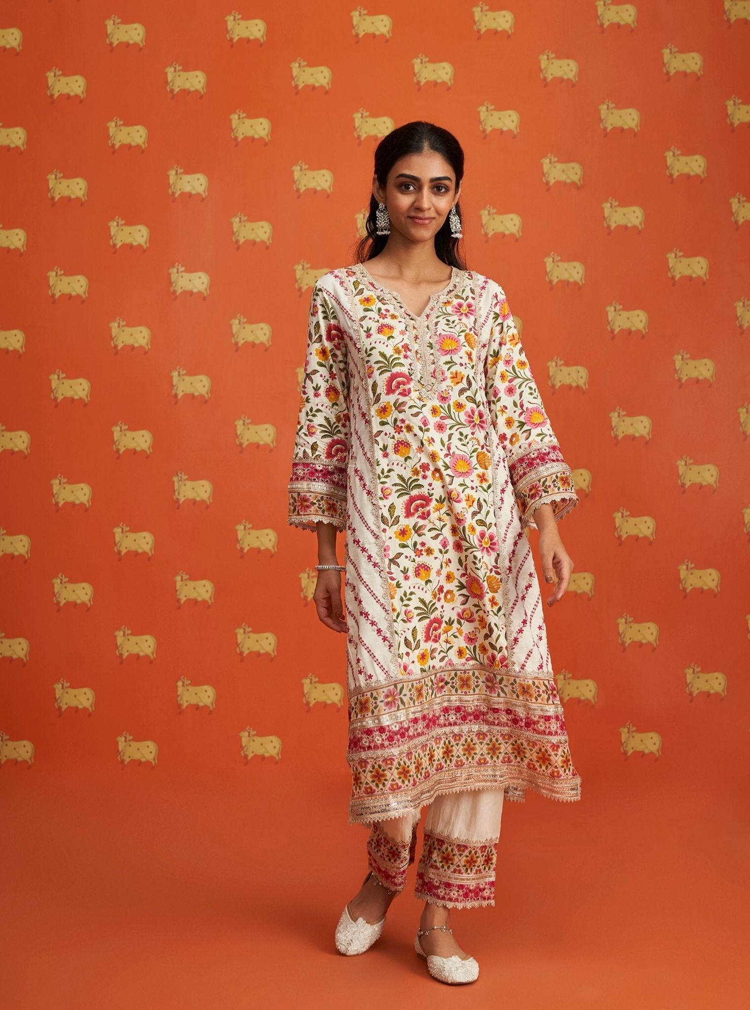 Rutna Pima Satin Off White Kurta Set