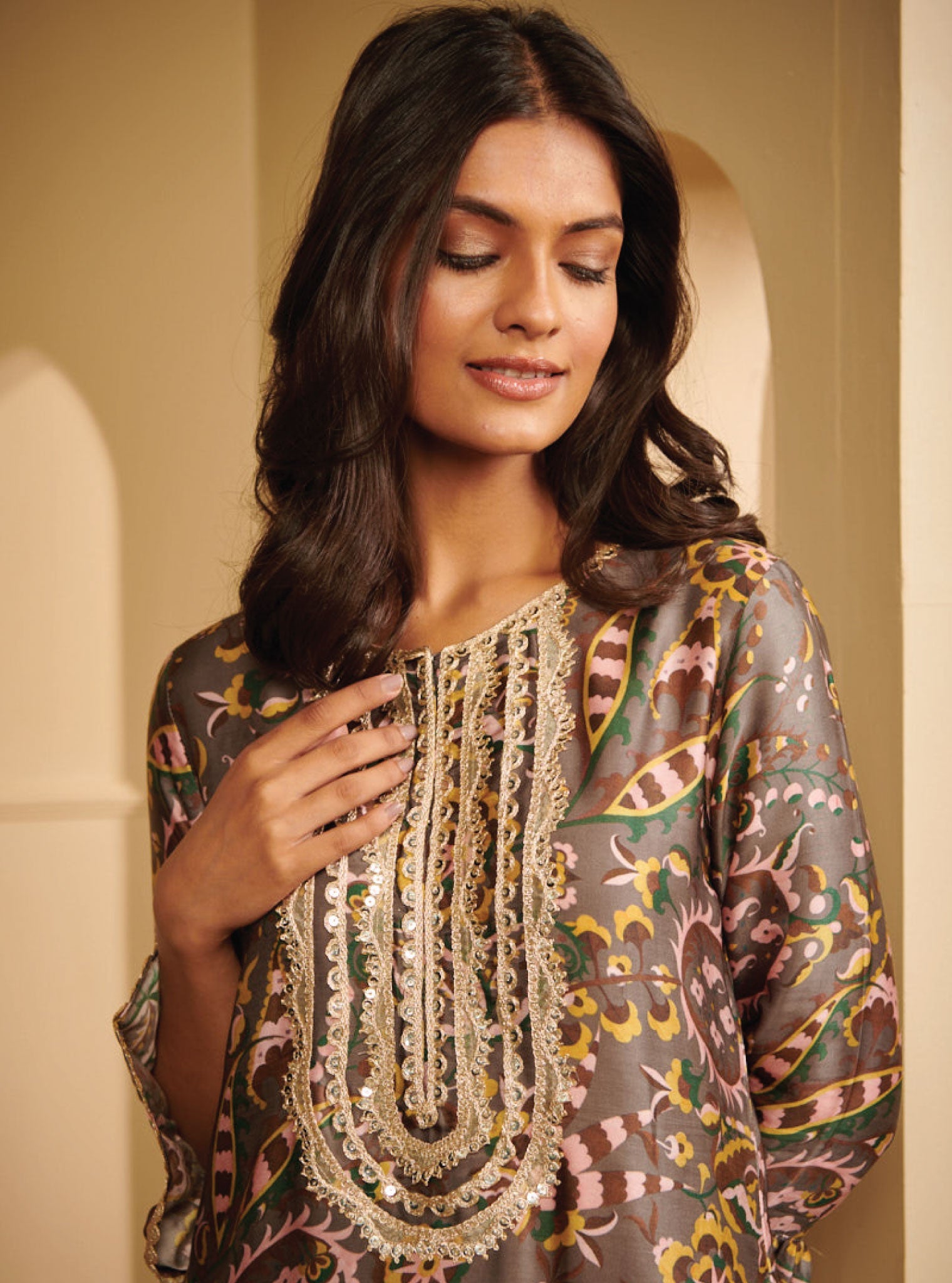 Vida Cupro Grey Kurta with Garara Set