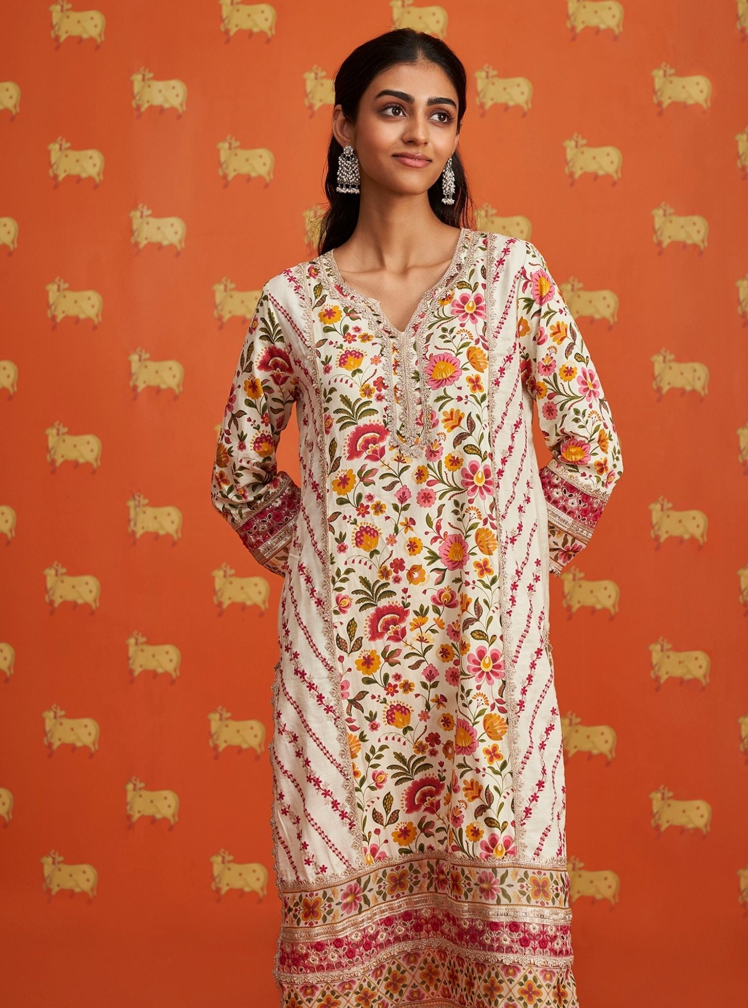 Rutna Pima Satin Off White Kurta Set