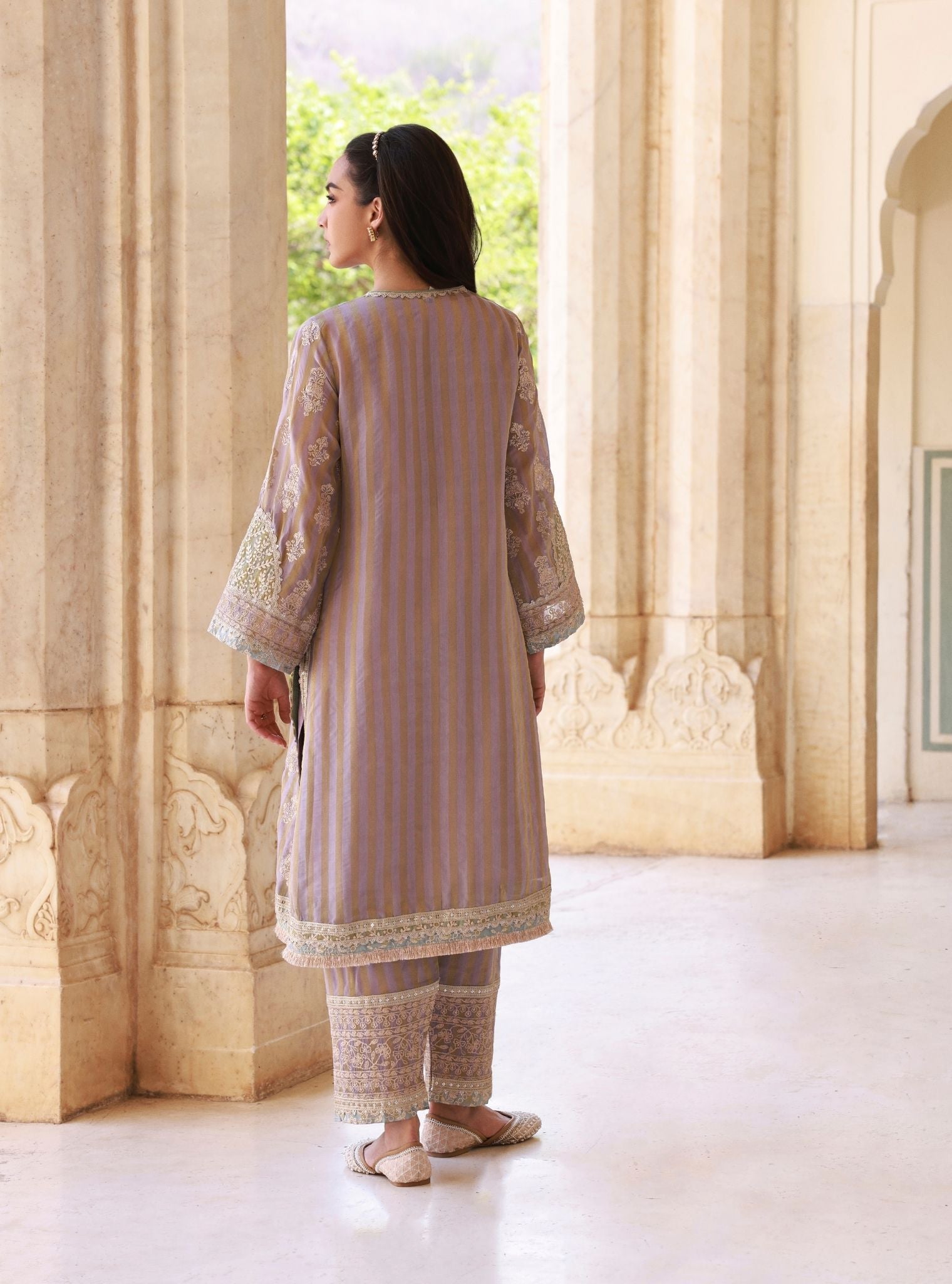 Zemaya Banarasi Lavender Kurta Set