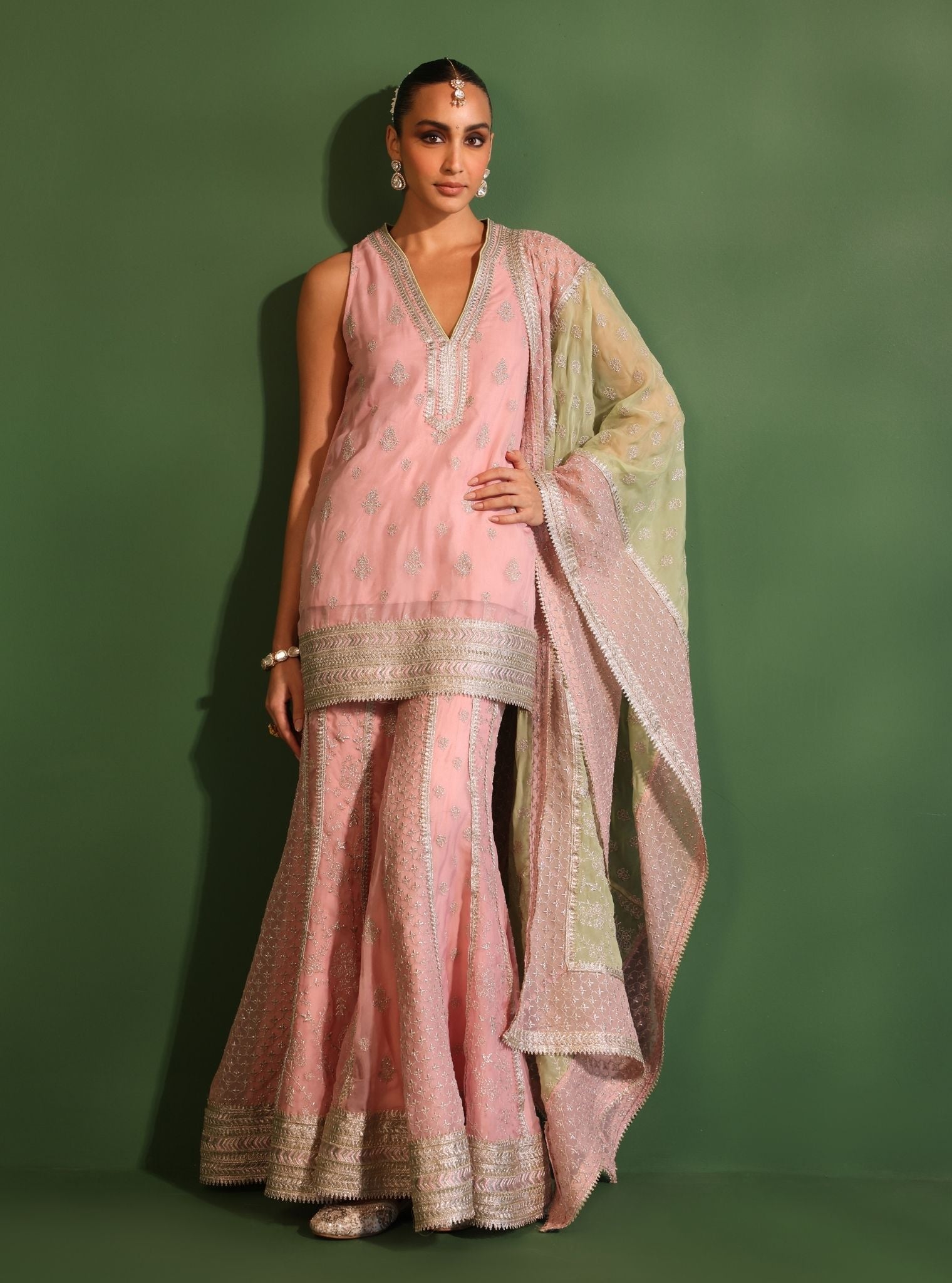 Ishq Organza Onion Pink Kurta Set