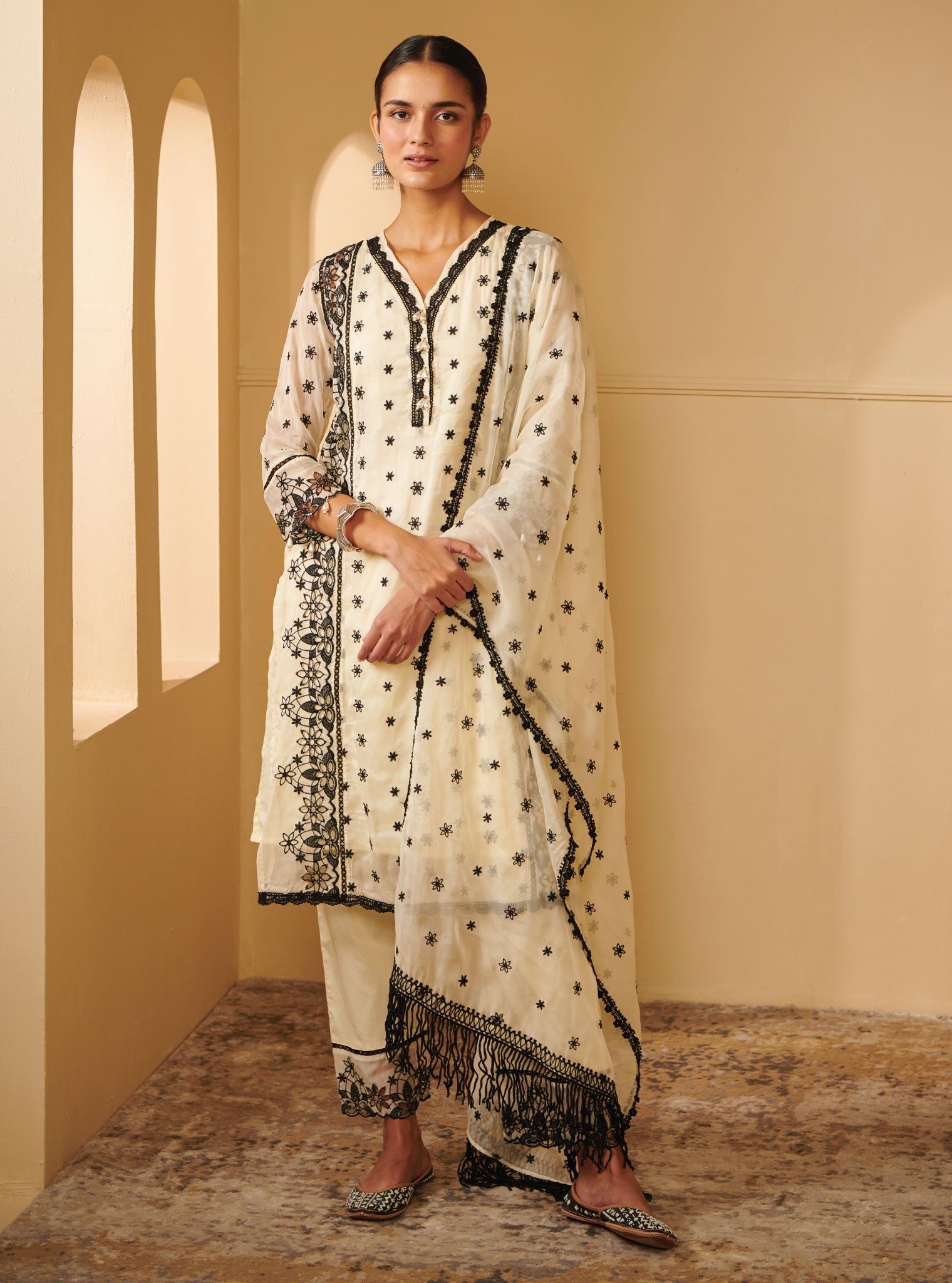Valya Organza Off White Kurta Set