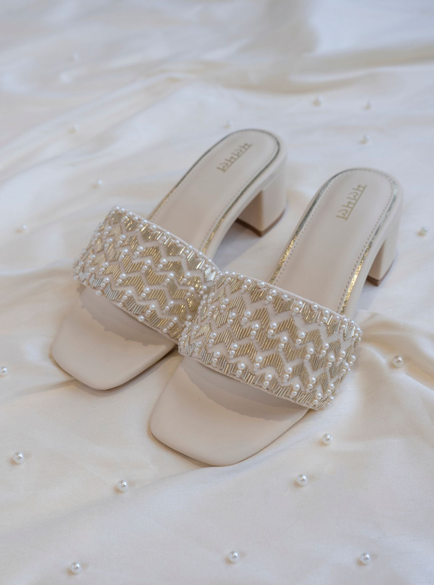 Lata Light Gold Vegan Heel