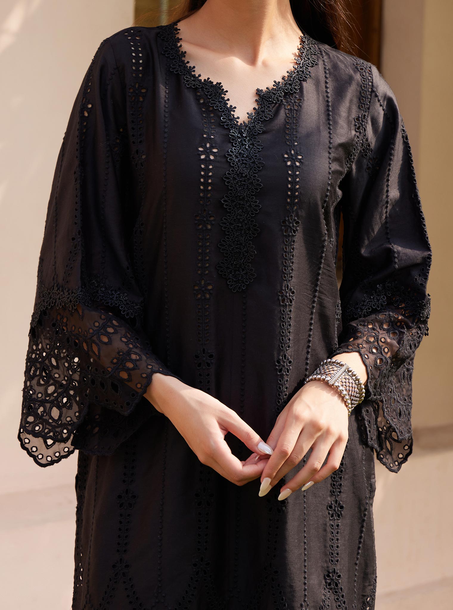 Vachi Pima Black Kurta Set